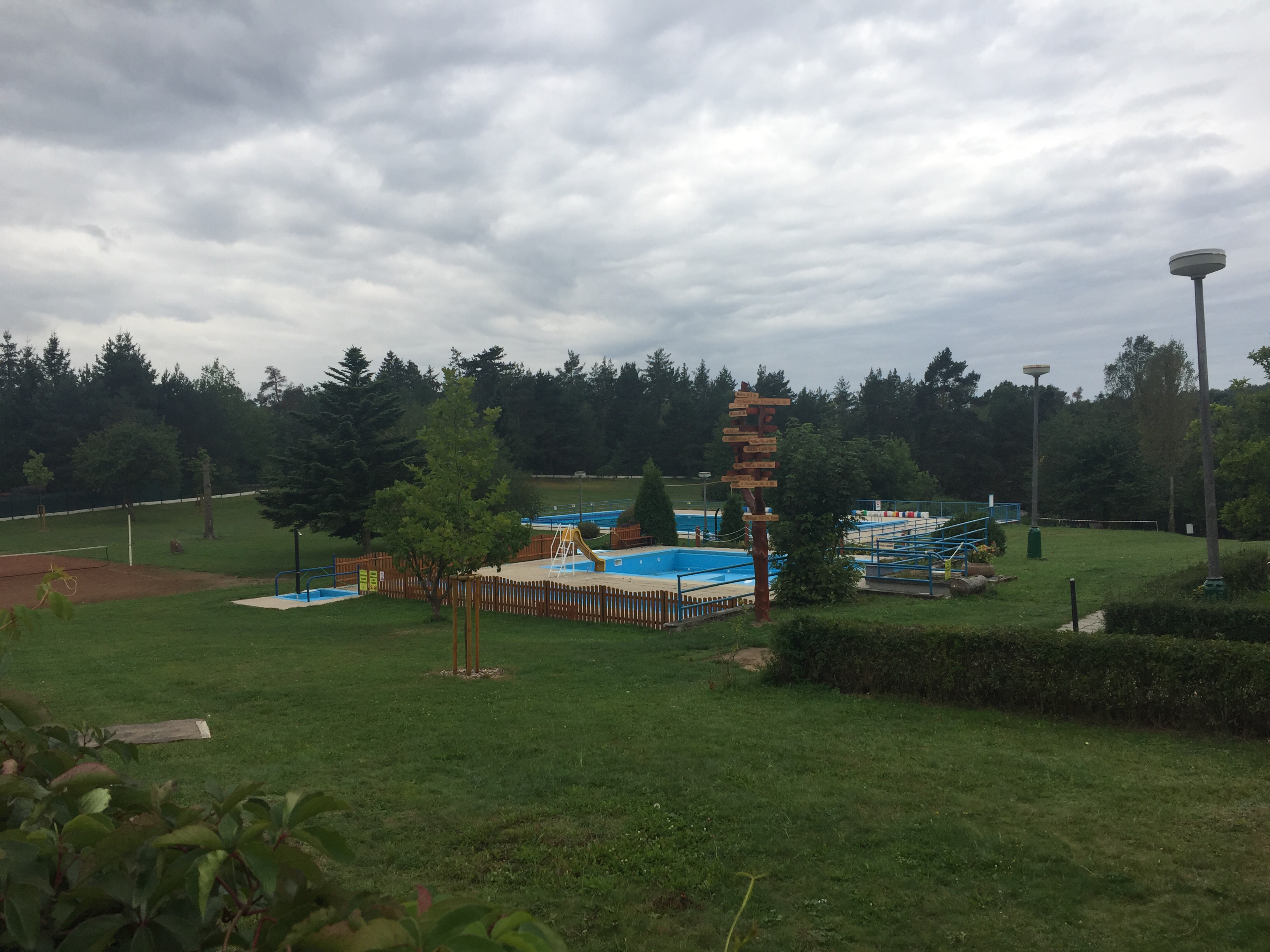 Sportovní areál a koupaliště foto 4