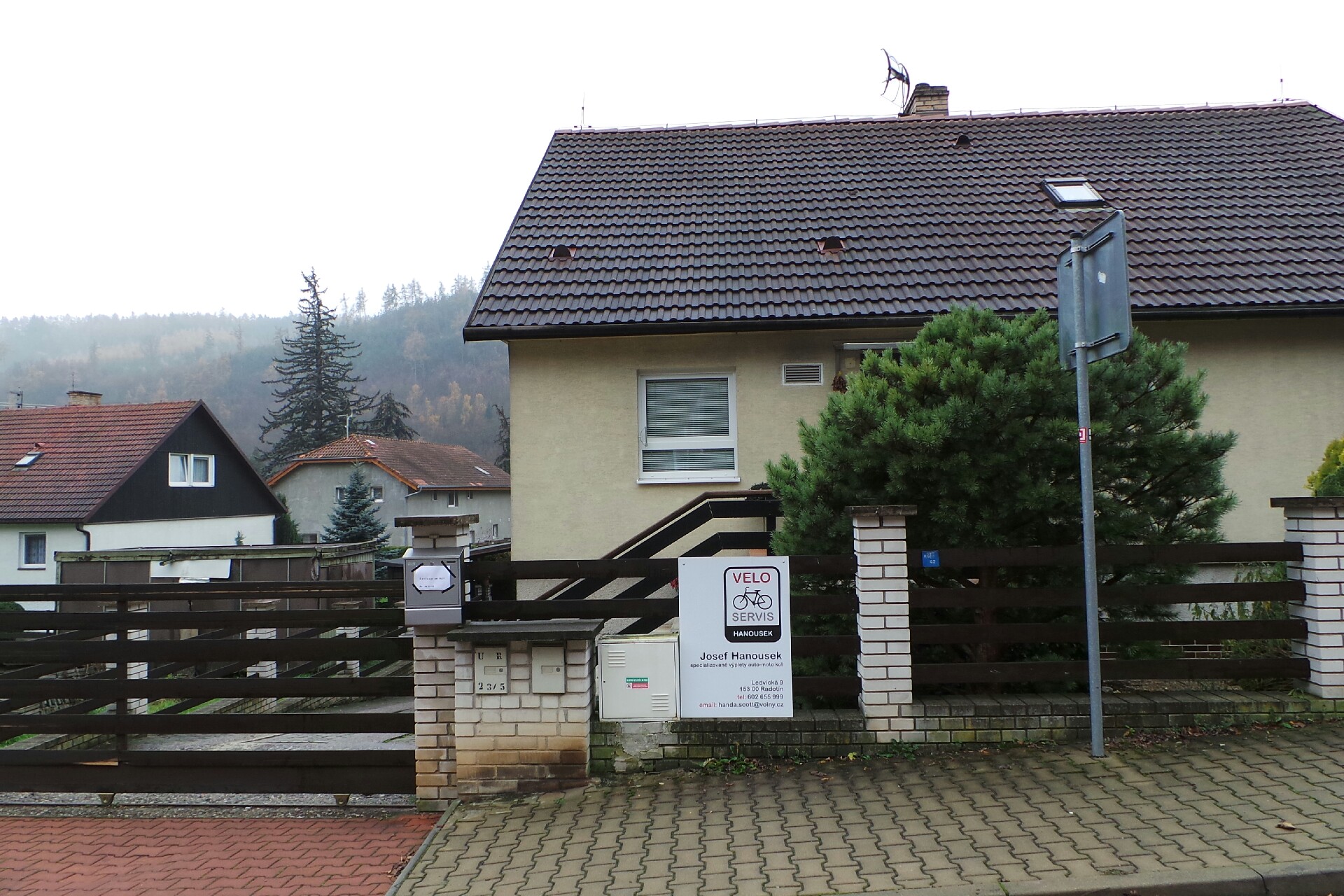 VELOSERVIS Josef Hanousek