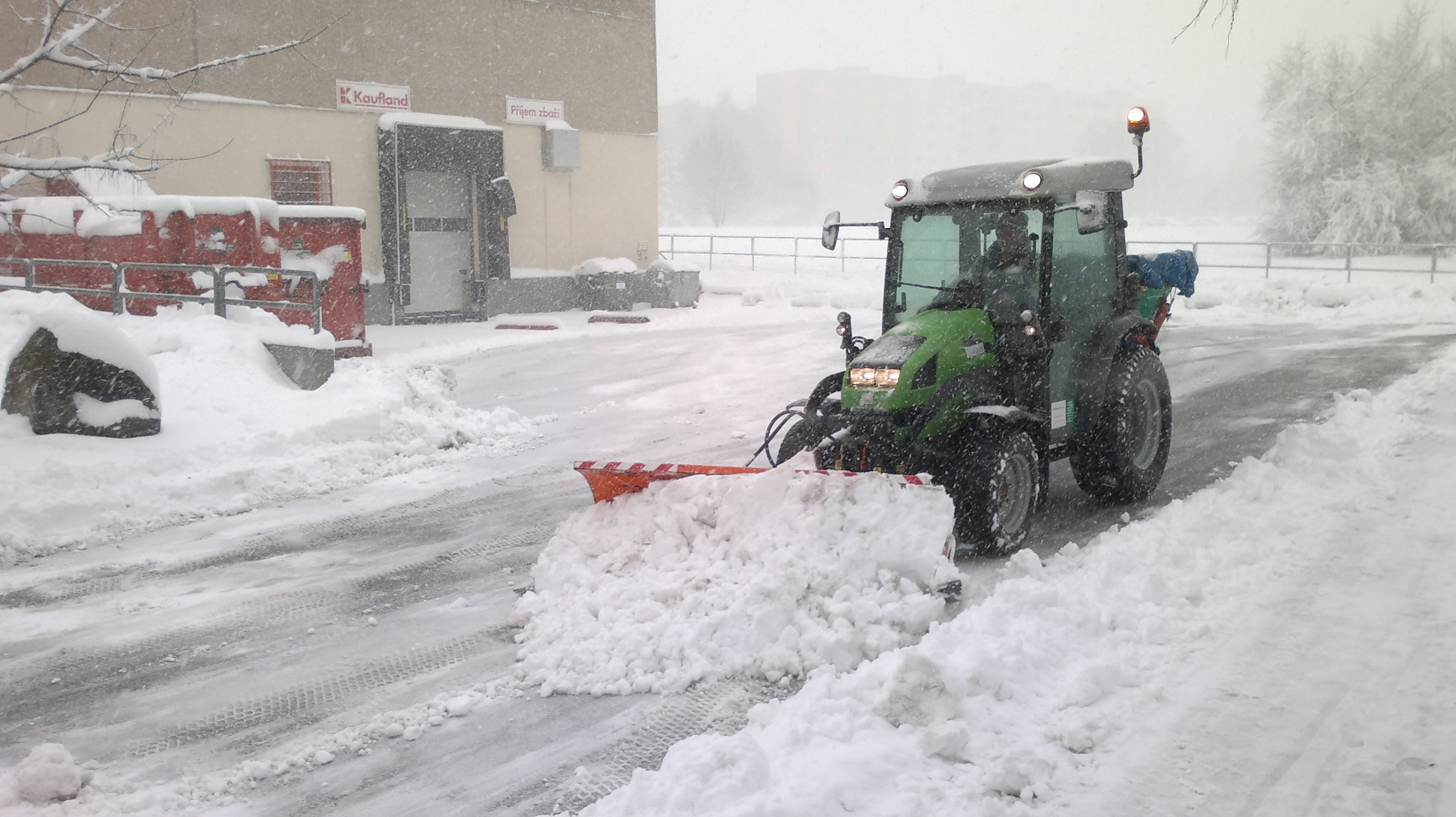 PETRON  servis s.r.o. - odvoz odpadu foto 3
