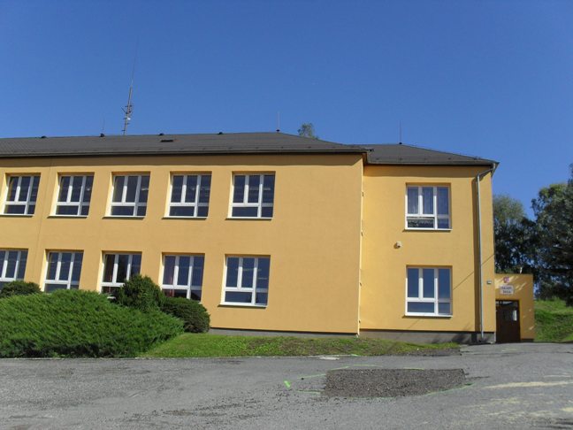 ZŠ a MŠ Zaječov foto 2