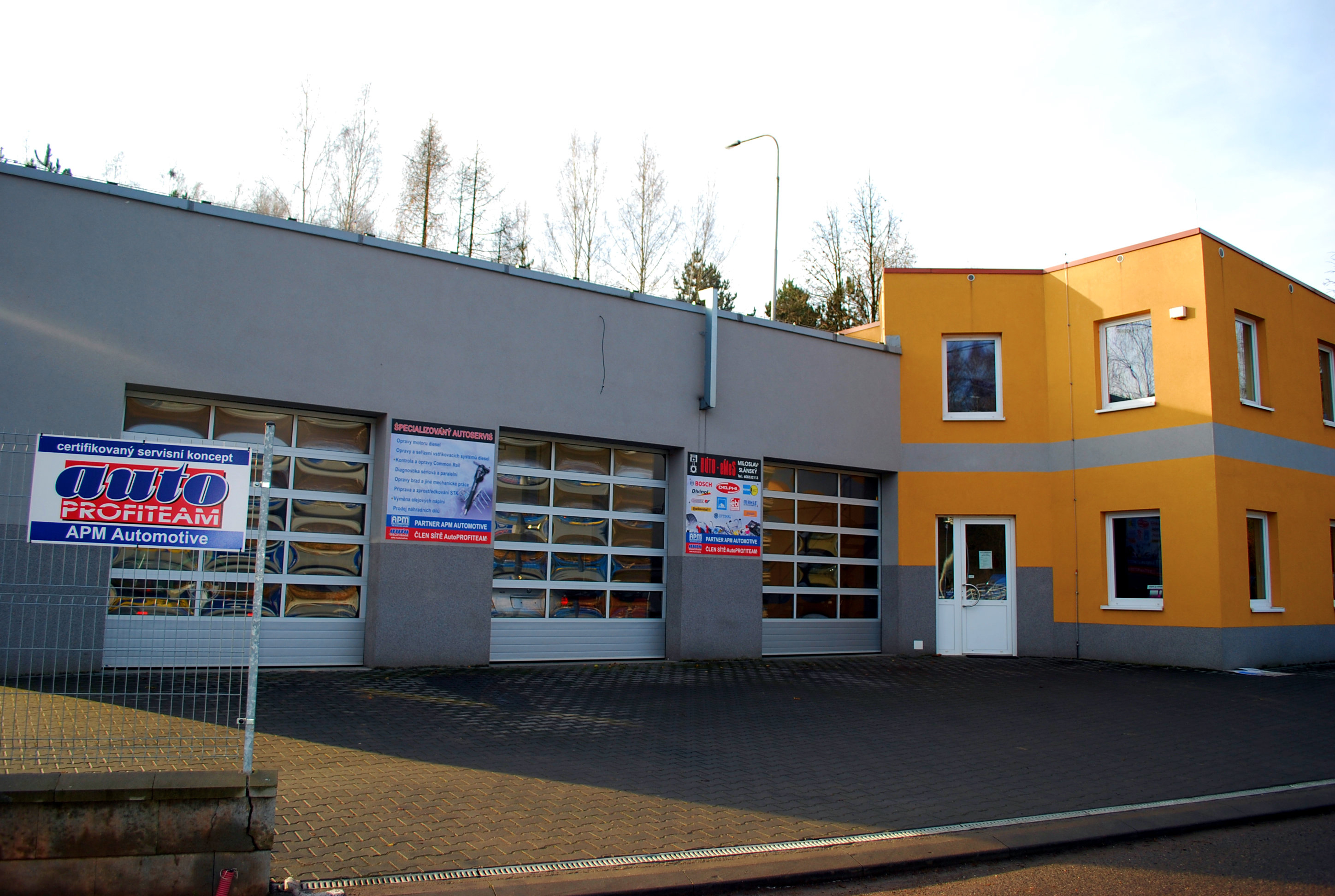 AUTO eMeS  - Miloslav Slánský