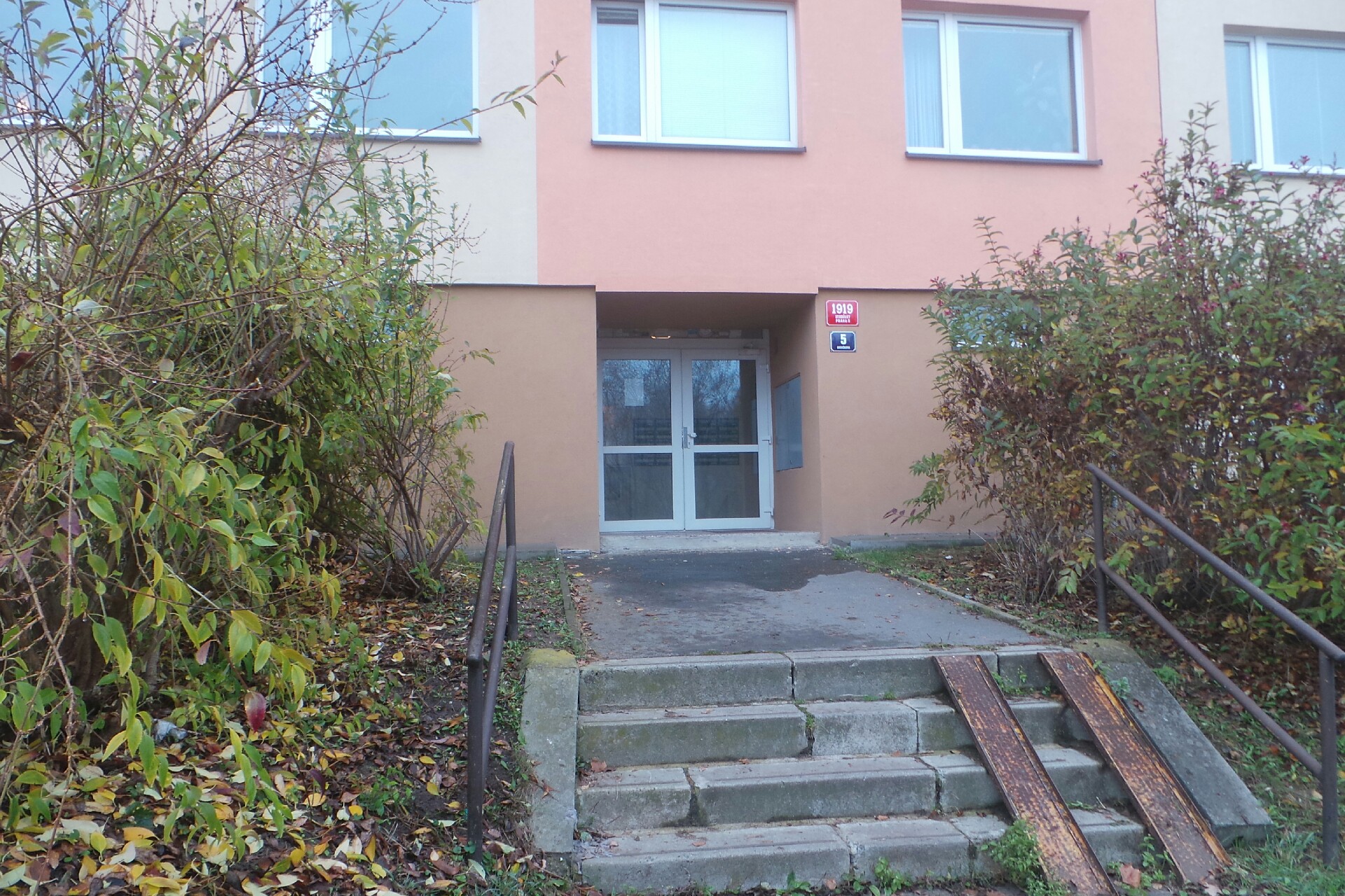 Doc. MUDr. Evžen Hrnčíř, CSc. - znalec v oboru zdravotnictví