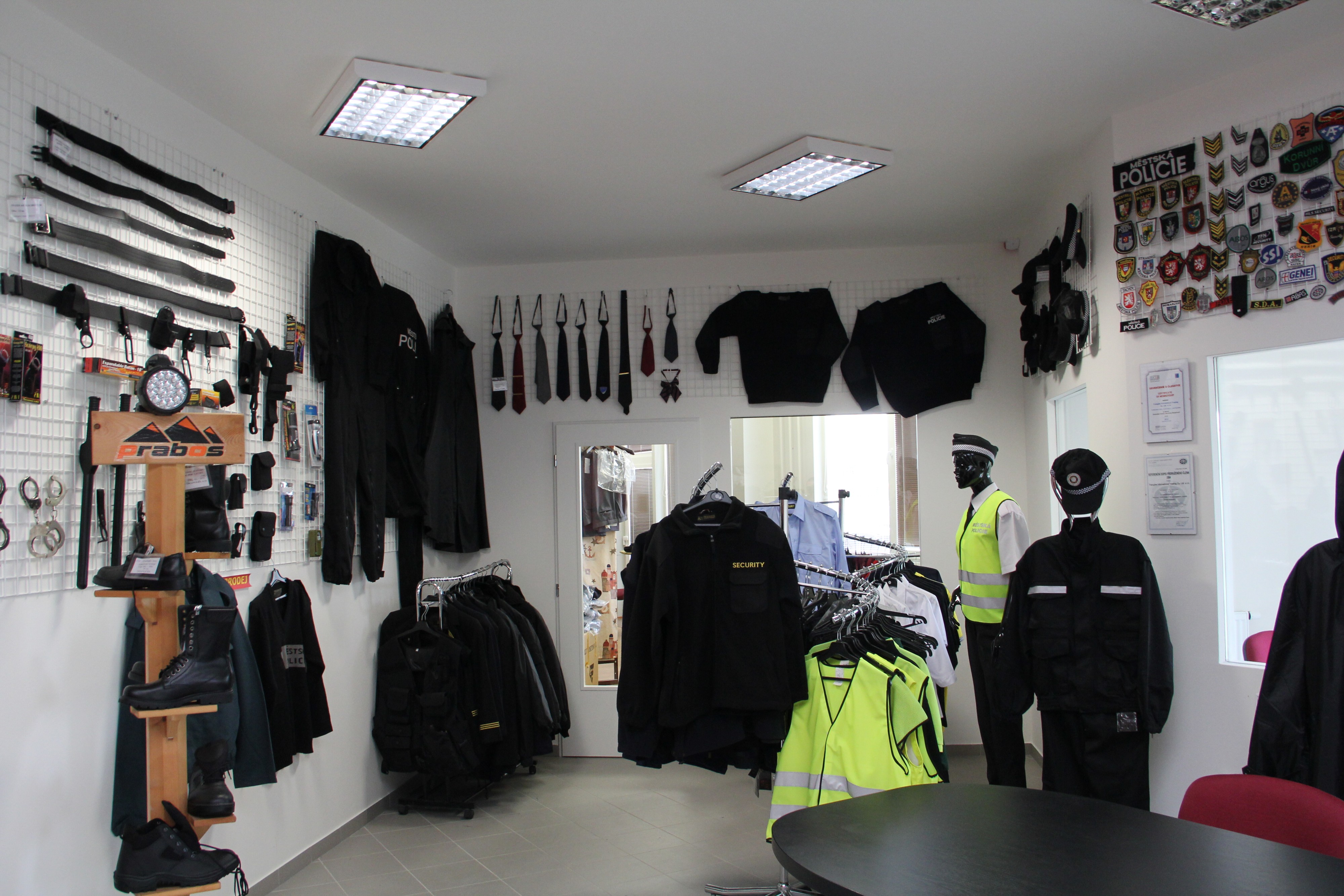 Triangles International Trading Co.Ltd s.r.o. foto 3