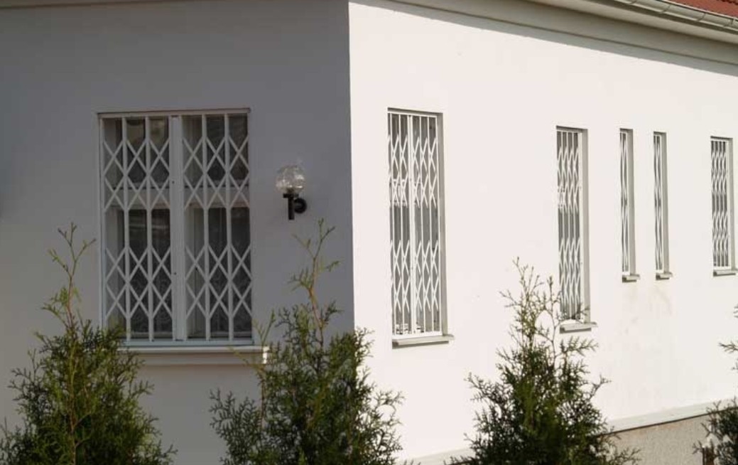 MALKOL CZO - rolety - vrata - mříže foto 4