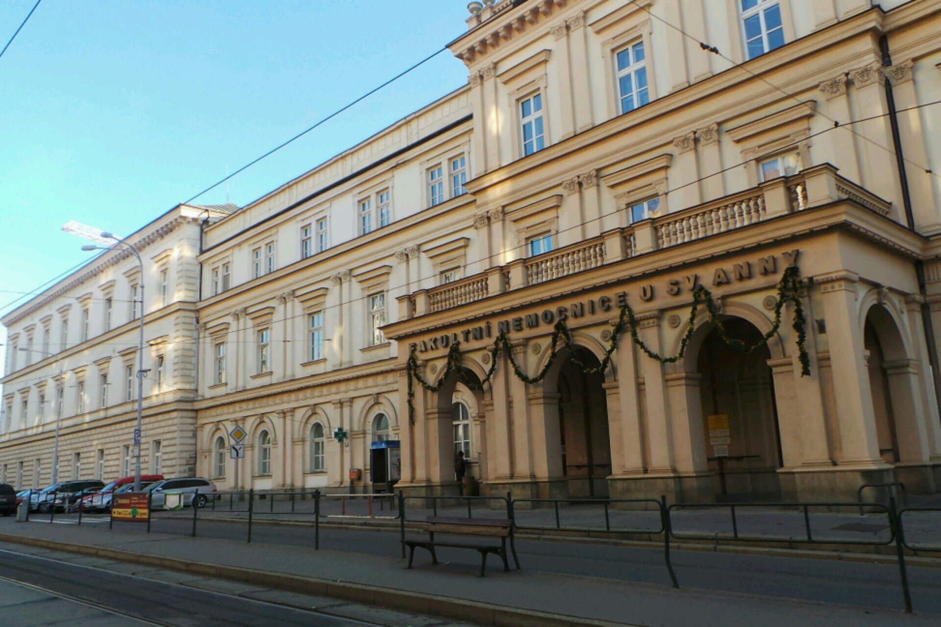 Oddělení nemocí očních a optometrie - Fakultní nemocnice u sv. Anny v Brně