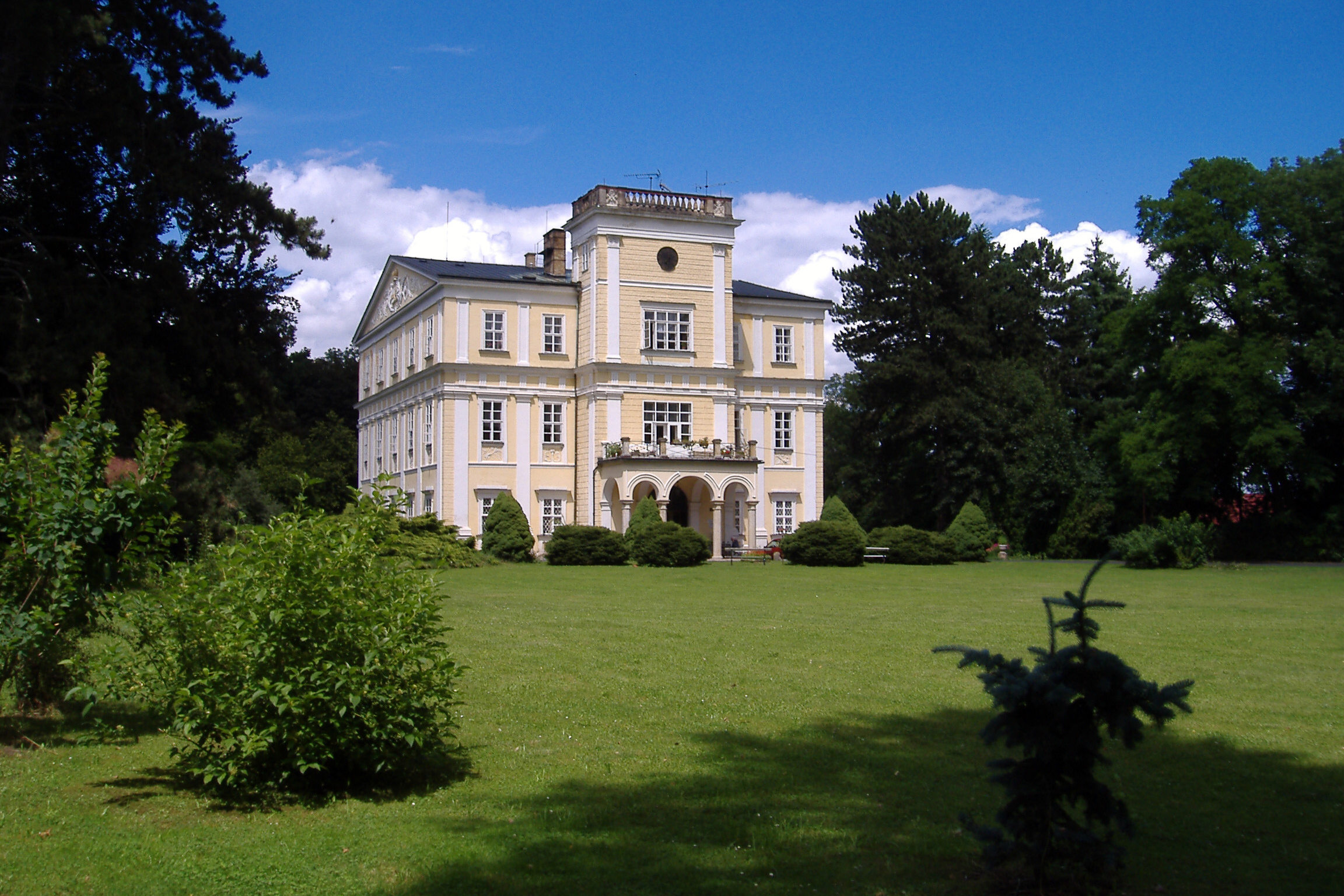 Ústav sociálních služeb Milíčeves - domov pro seniory