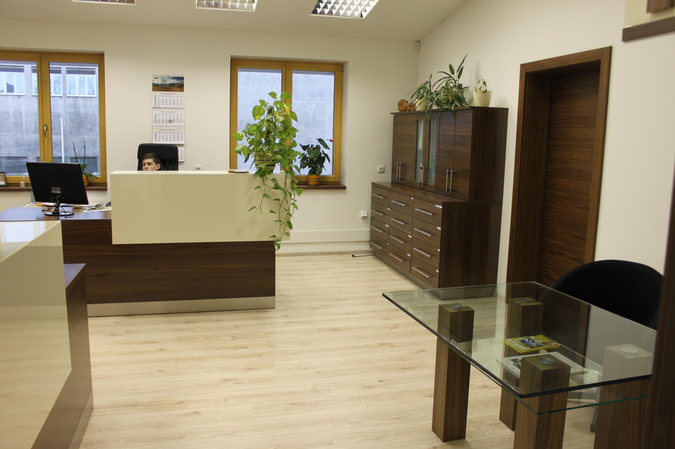 Martin Vaněk - Sklenářství a truhlářství HRANOL