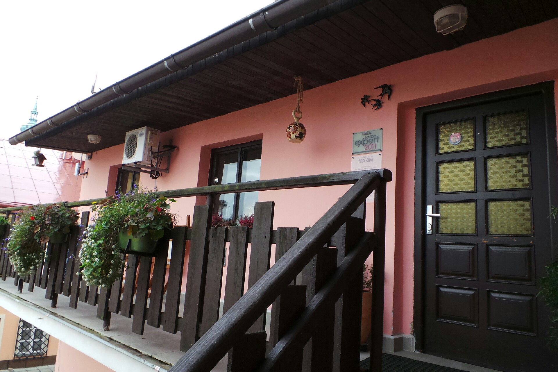 KADEŘNICKÝ SALON MAXIM