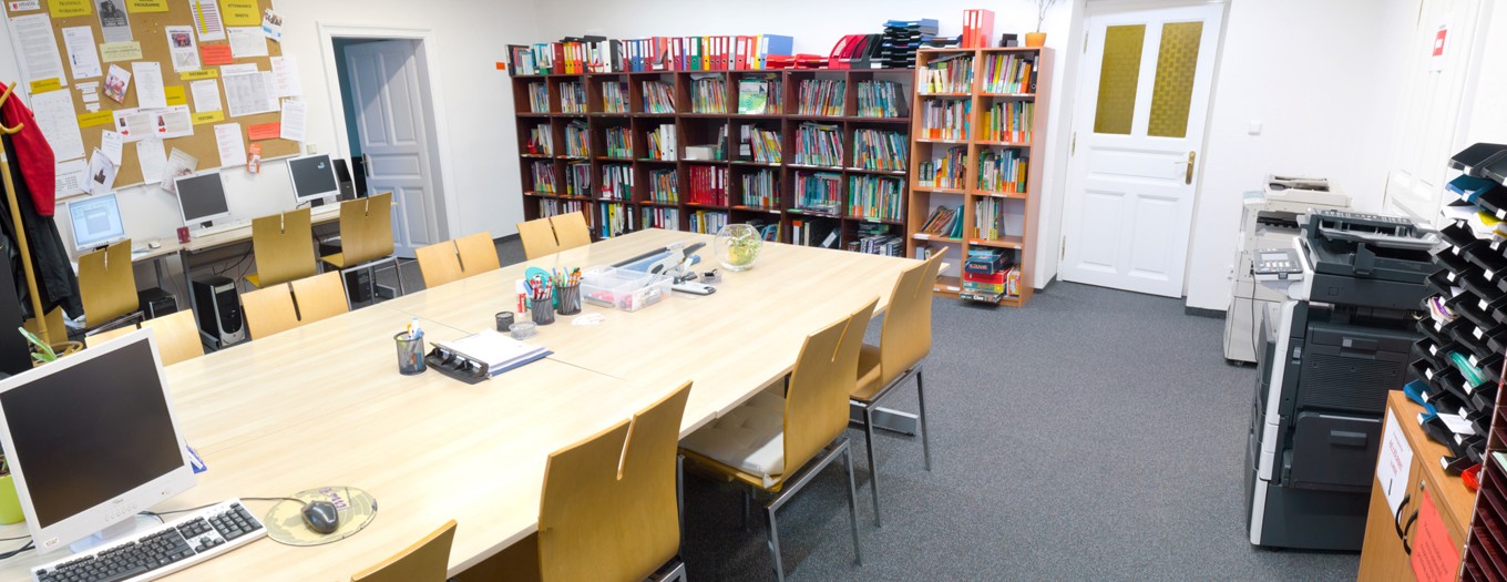 SPĚVÁČEK překladatelská agentura foto 4