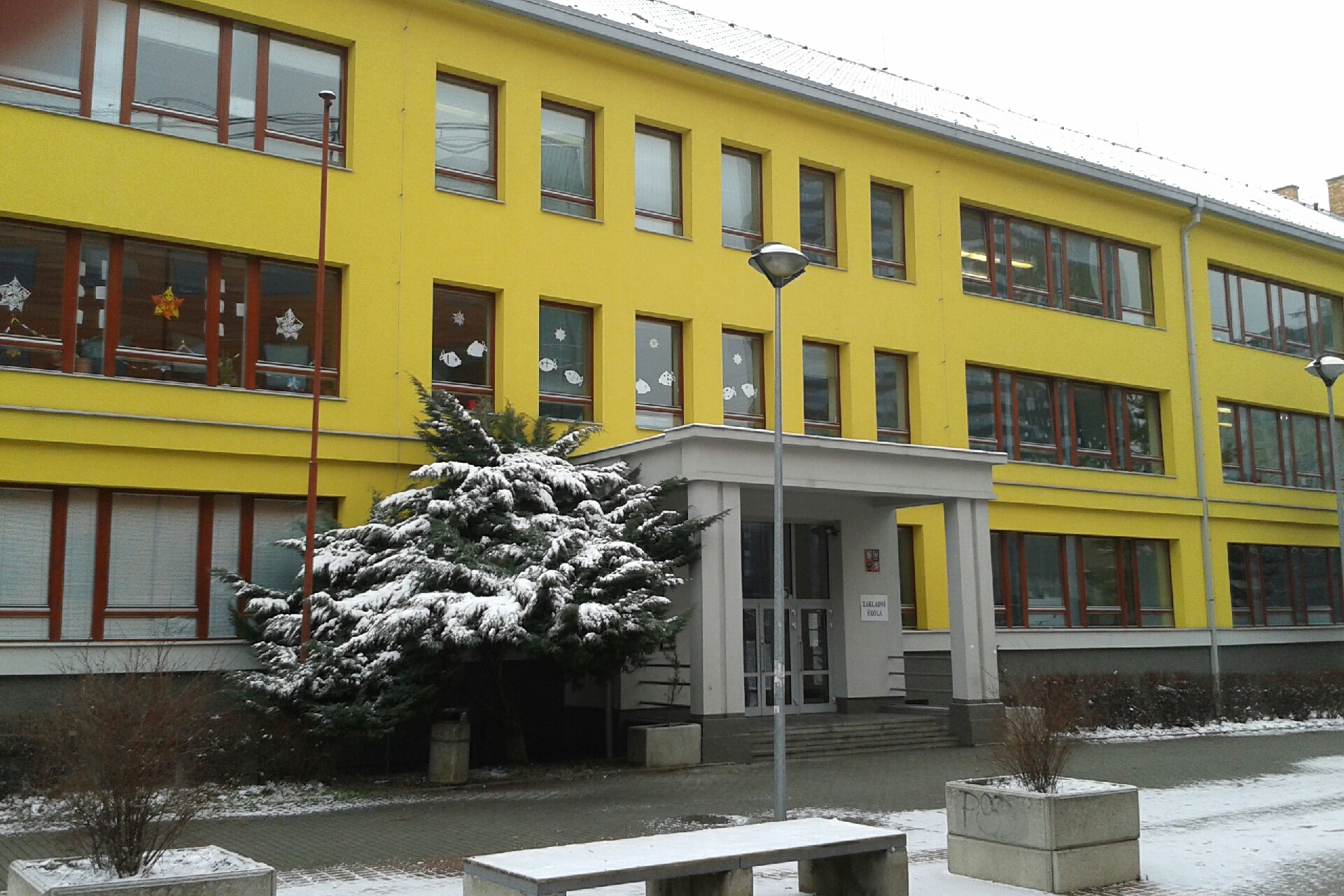 ZŠ Praha 4, Poláčkova