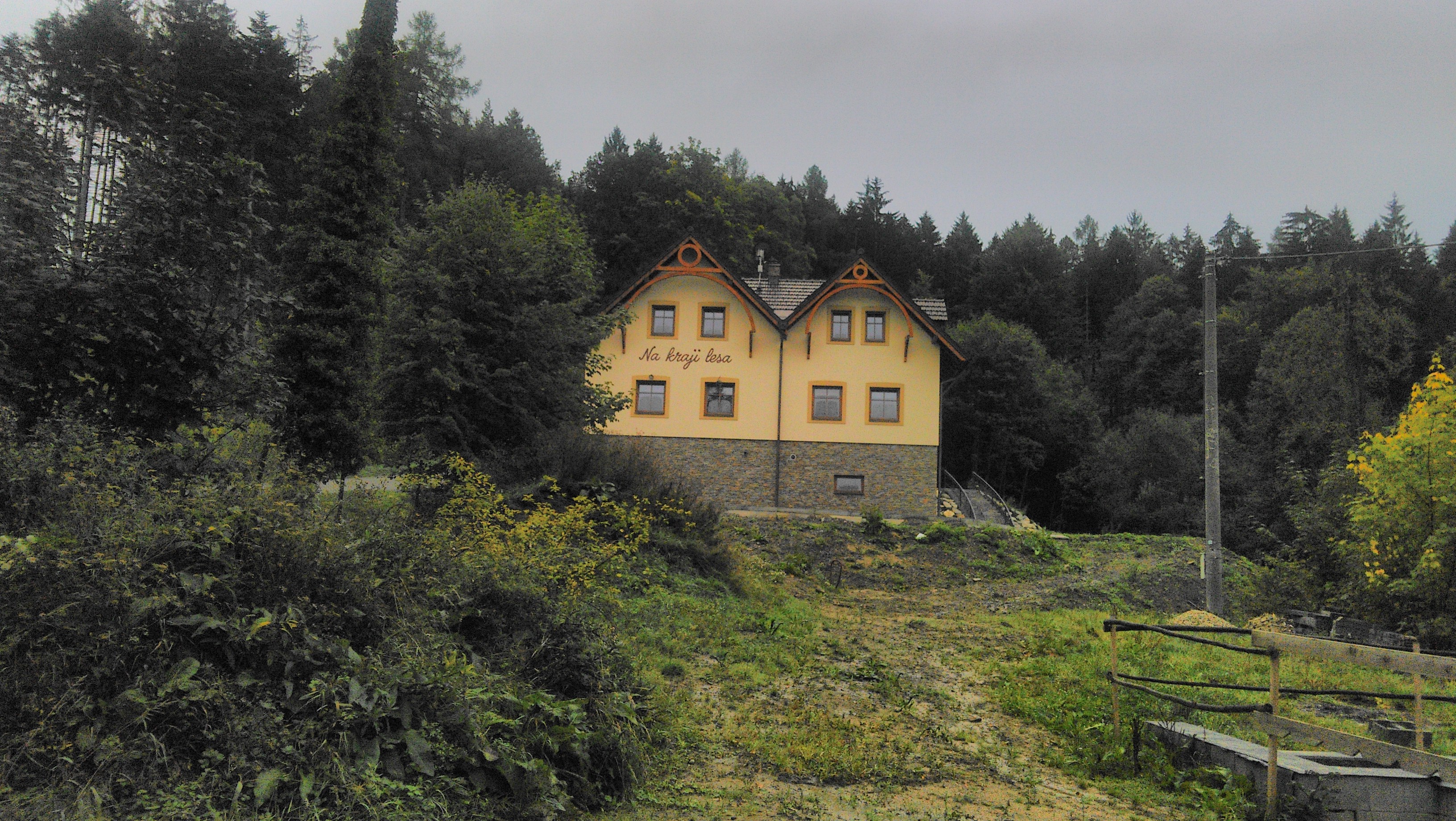Restaurace Na kraji lesa foto 5