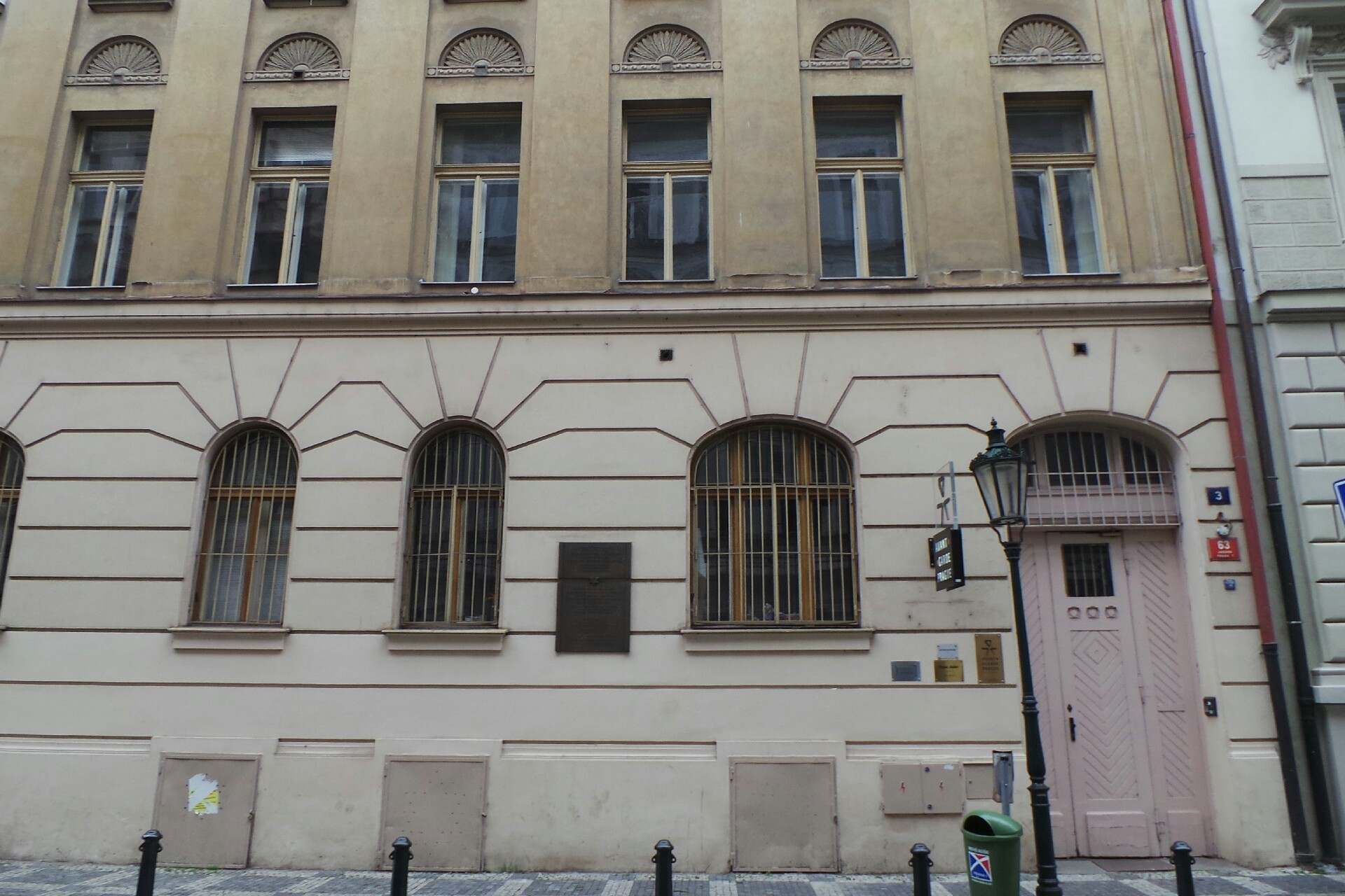 Avantgarde Prague s.r.o.