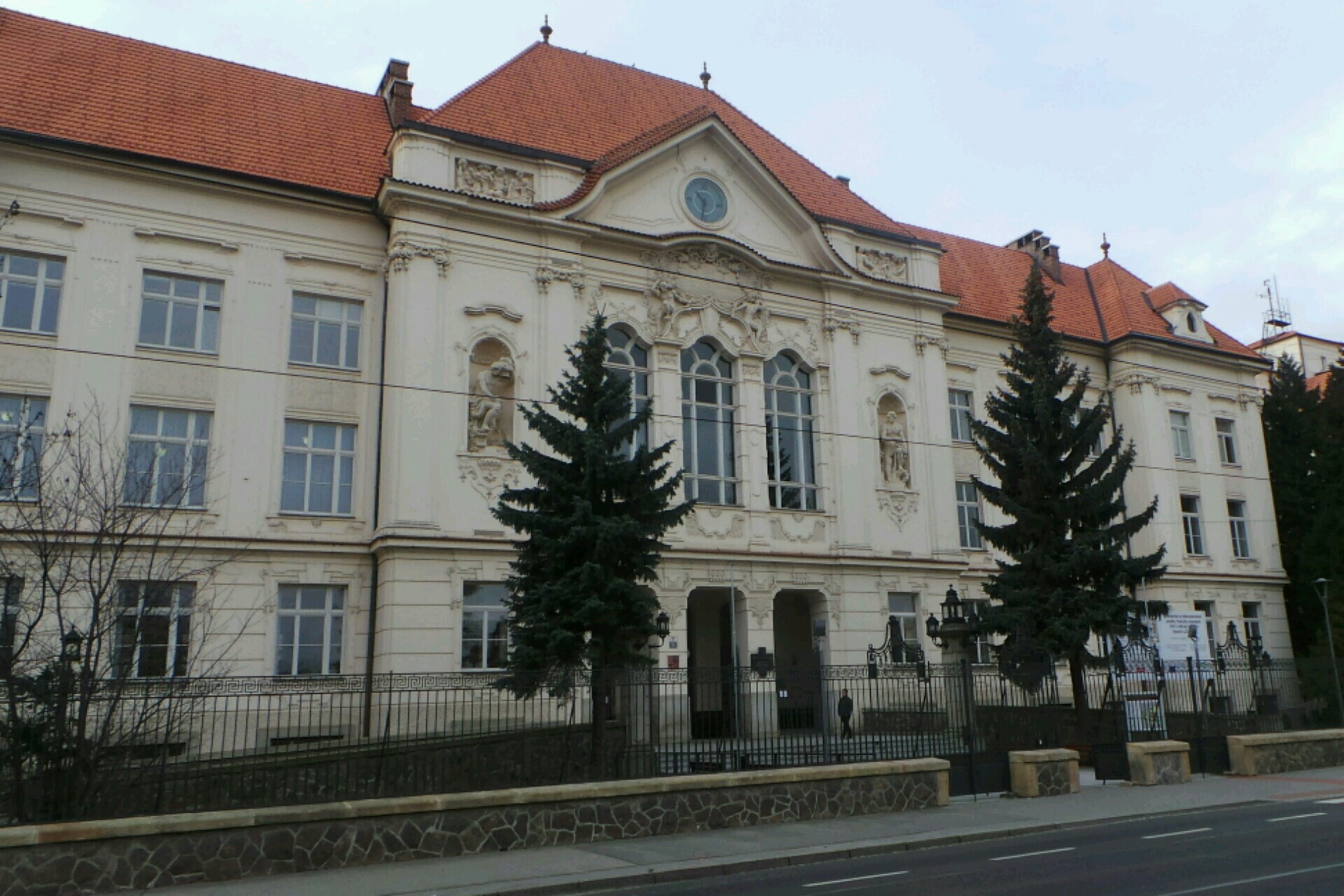 AKADEMICKÉ NAKLADATELSTVÍ CERM, s.r.o.