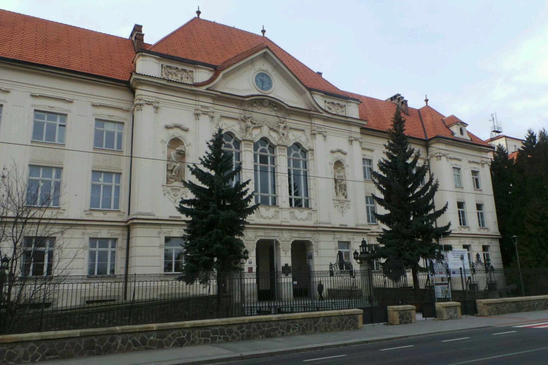 Vysoké učení technické v Brně - Ústav železničních konstrukcí a staveb Fakulty stavební