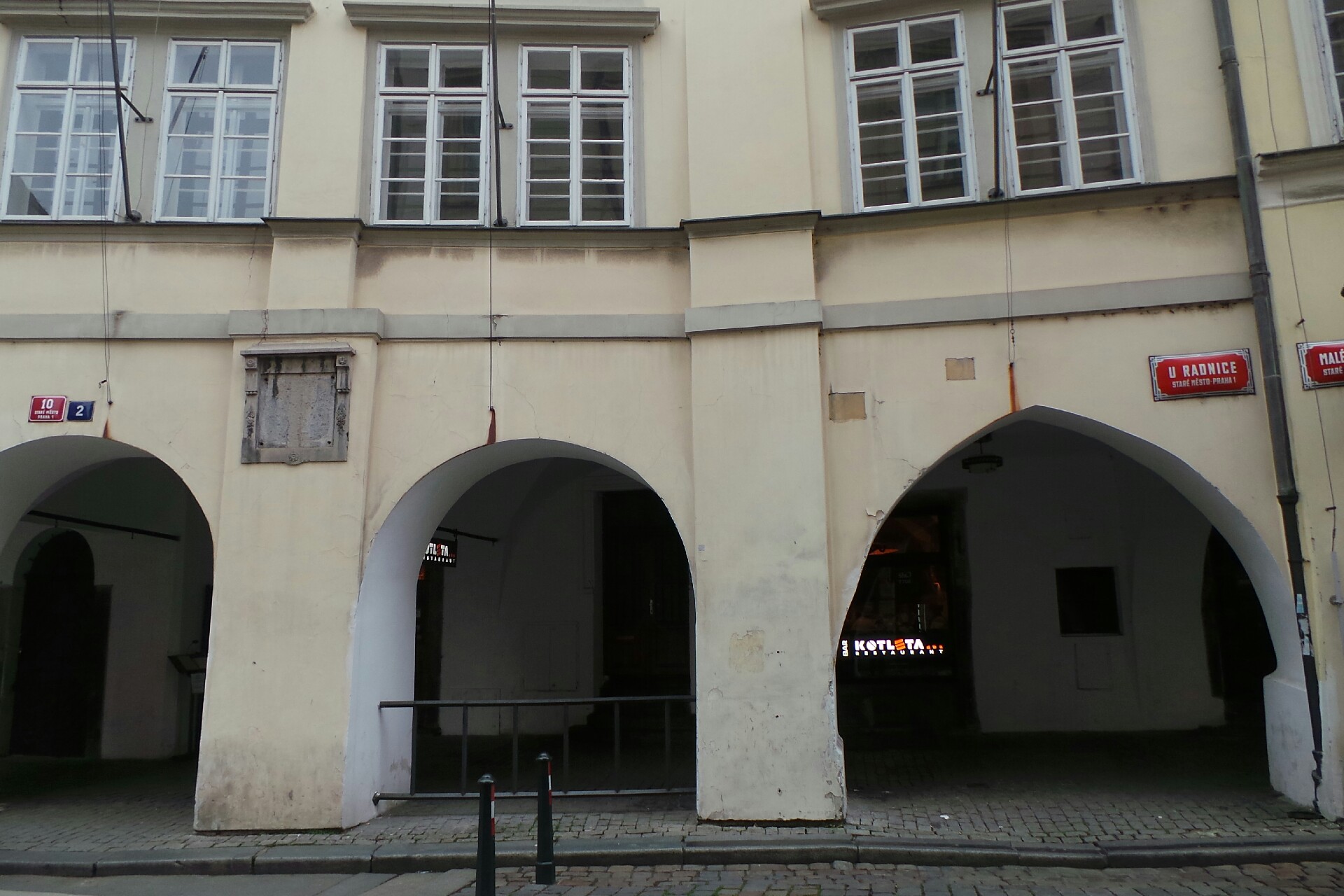 KOTLETA RESTAURANT BAR foto 1