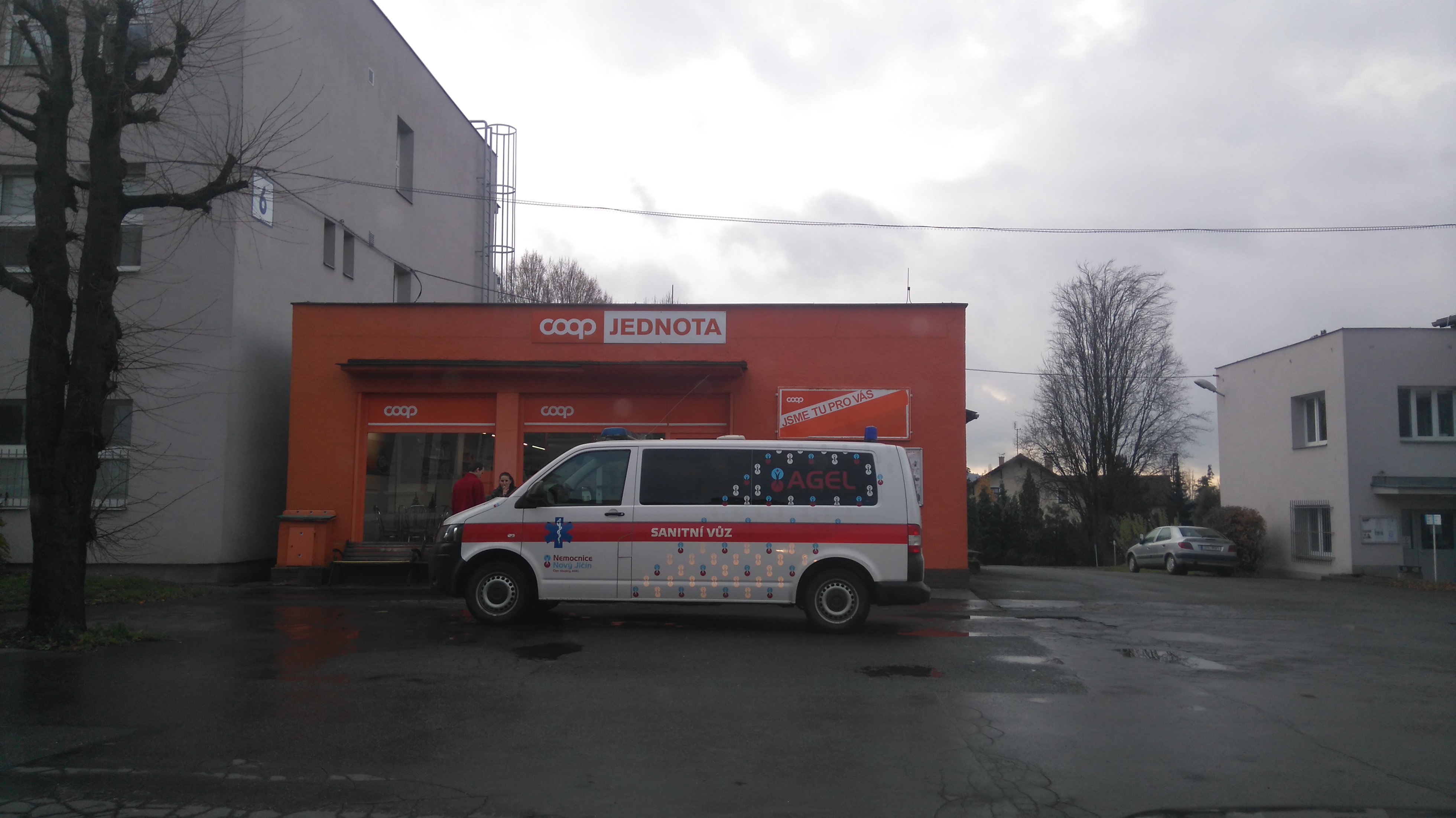 Jednota, spotřební družstvo v Hodoníně - COOP foto 2