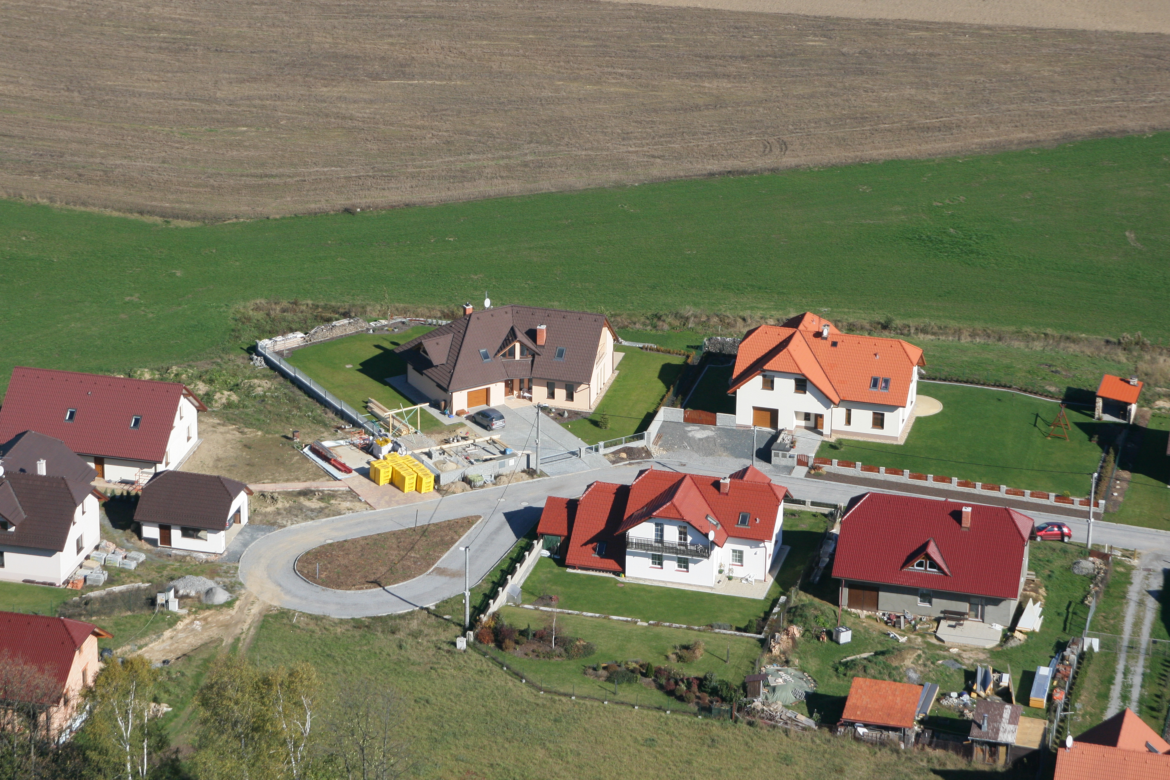 Lhotka - obecní úřad foto 3