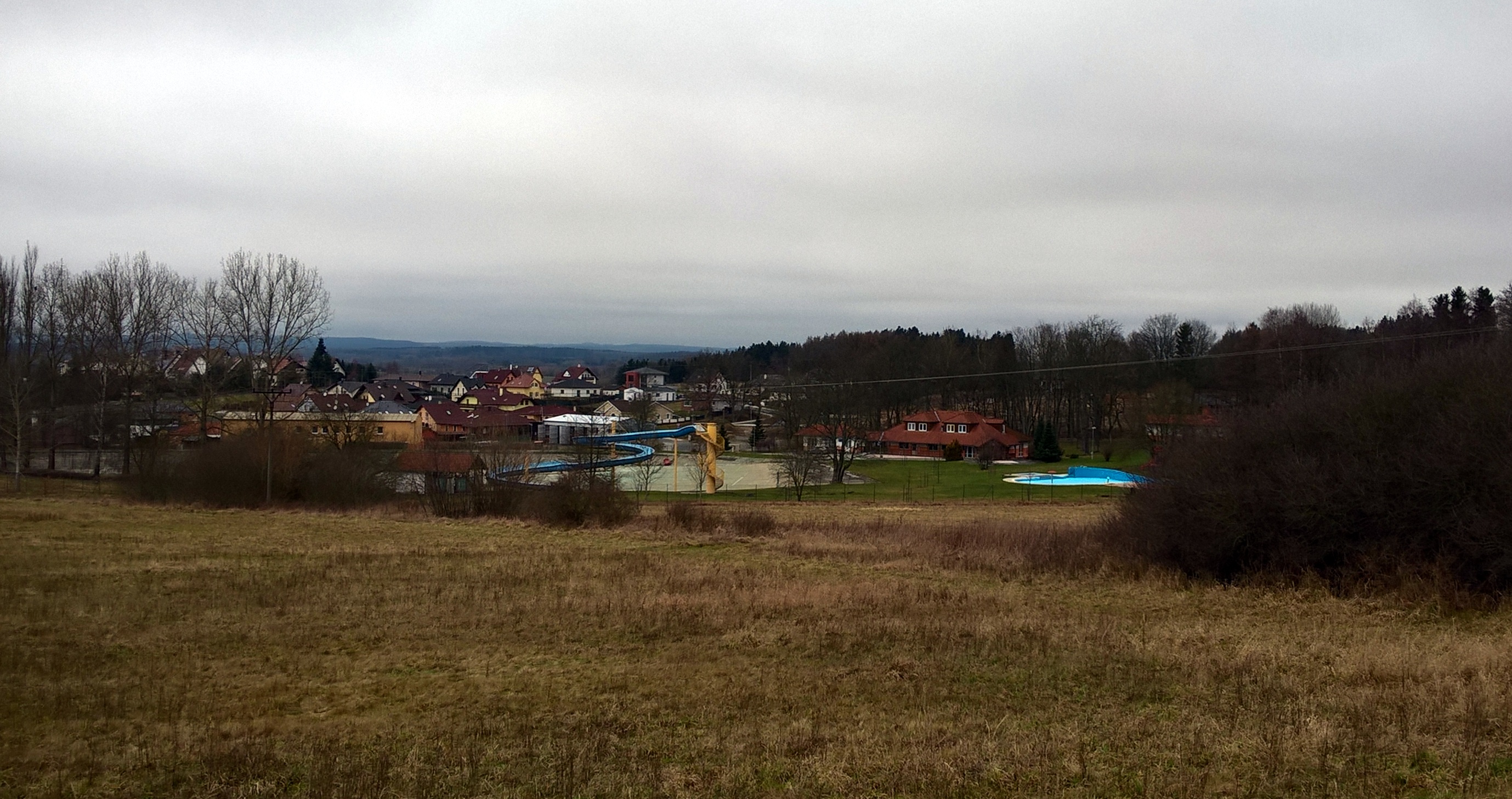 Koupaliště Planá foto 3
