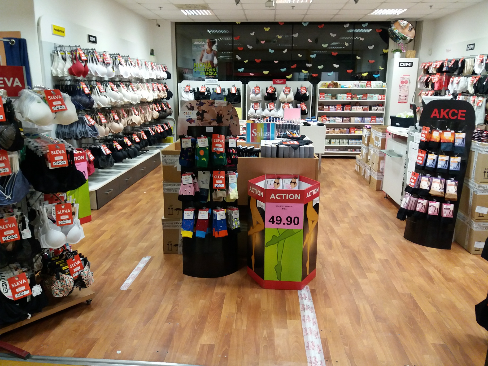 ZNAČKOVÉ PRÁDLO foto 2