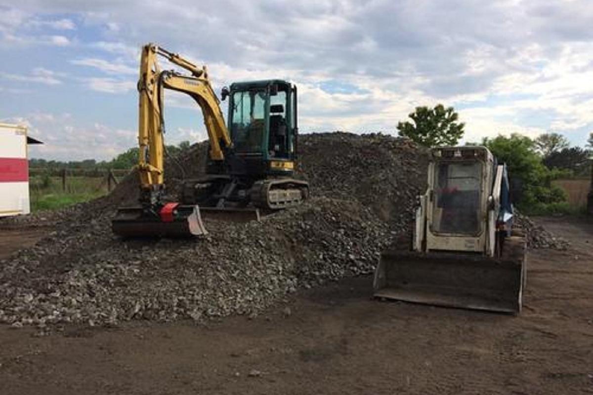 Libor Holička - autodoprava, zemní a výkopové práce