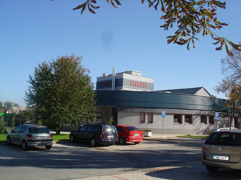 Divadlo Horní Počernice foto 2