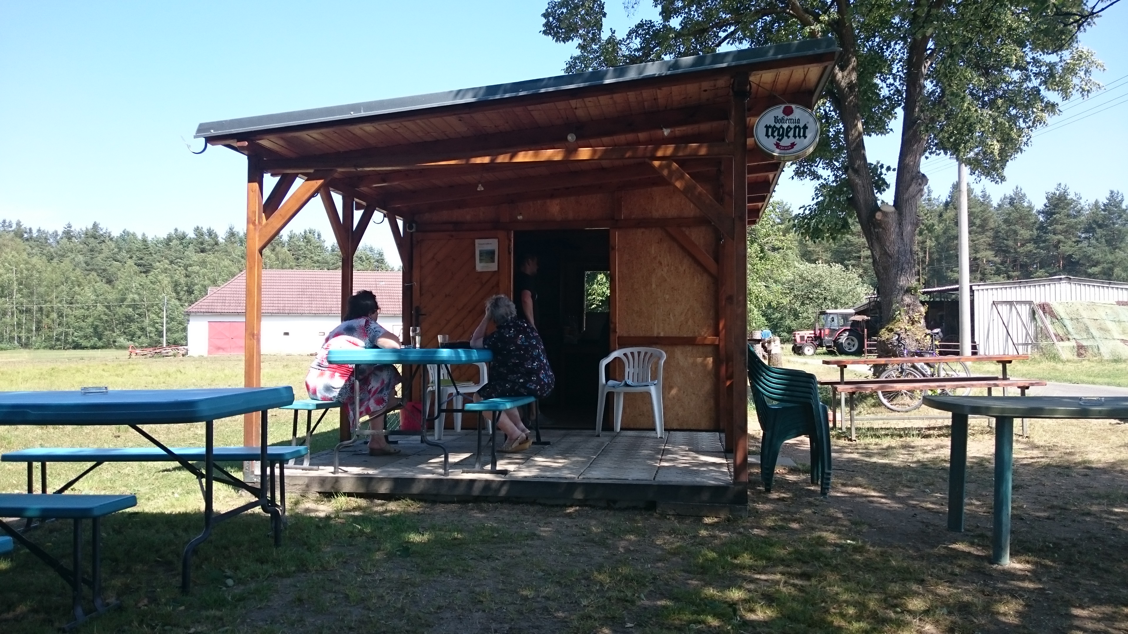 Občerstvení Dvory nad Lužnicí foto 2