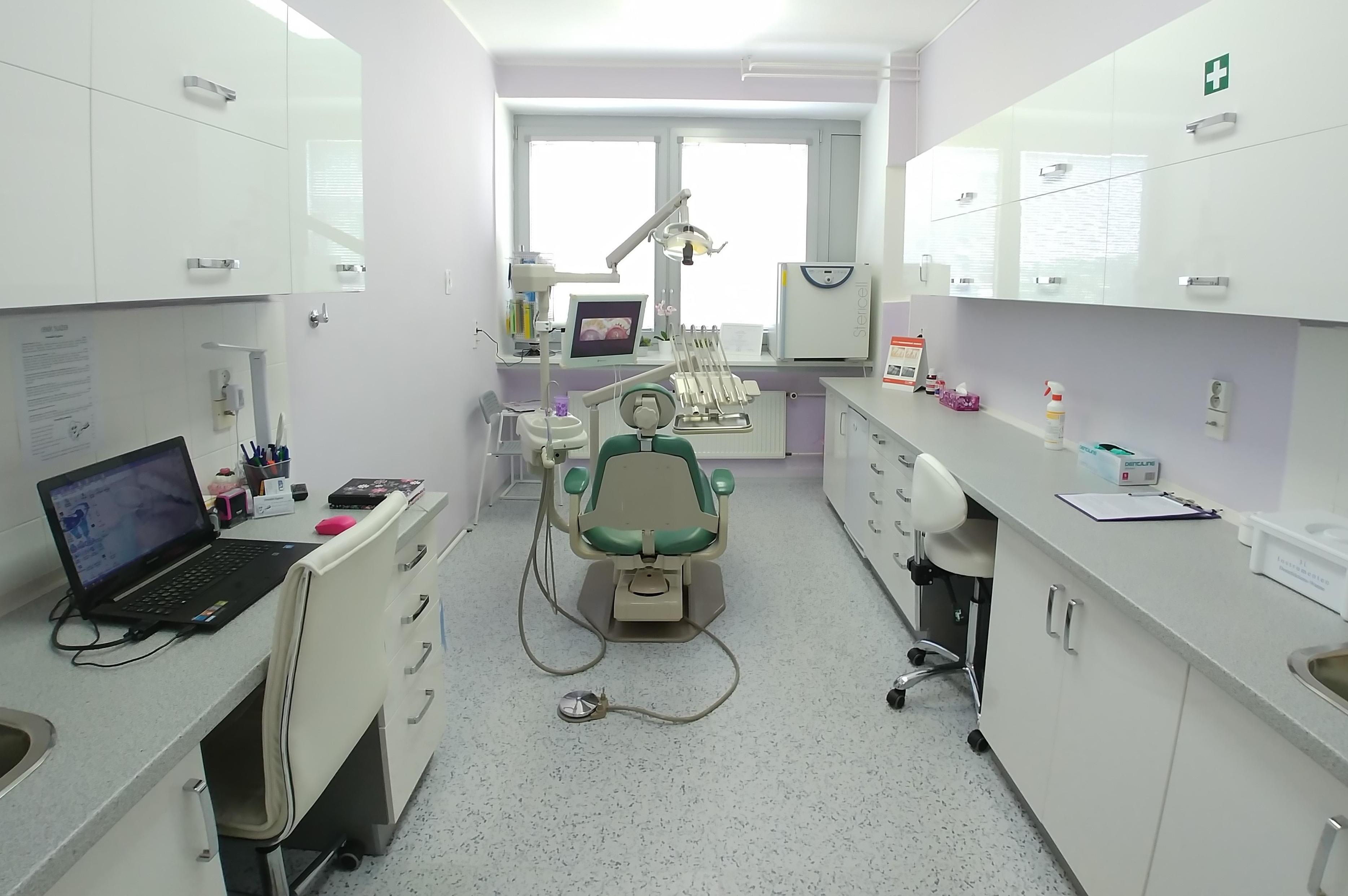 Dentální hygiena Bc. Barbora Jírová Šafránková, DiS.