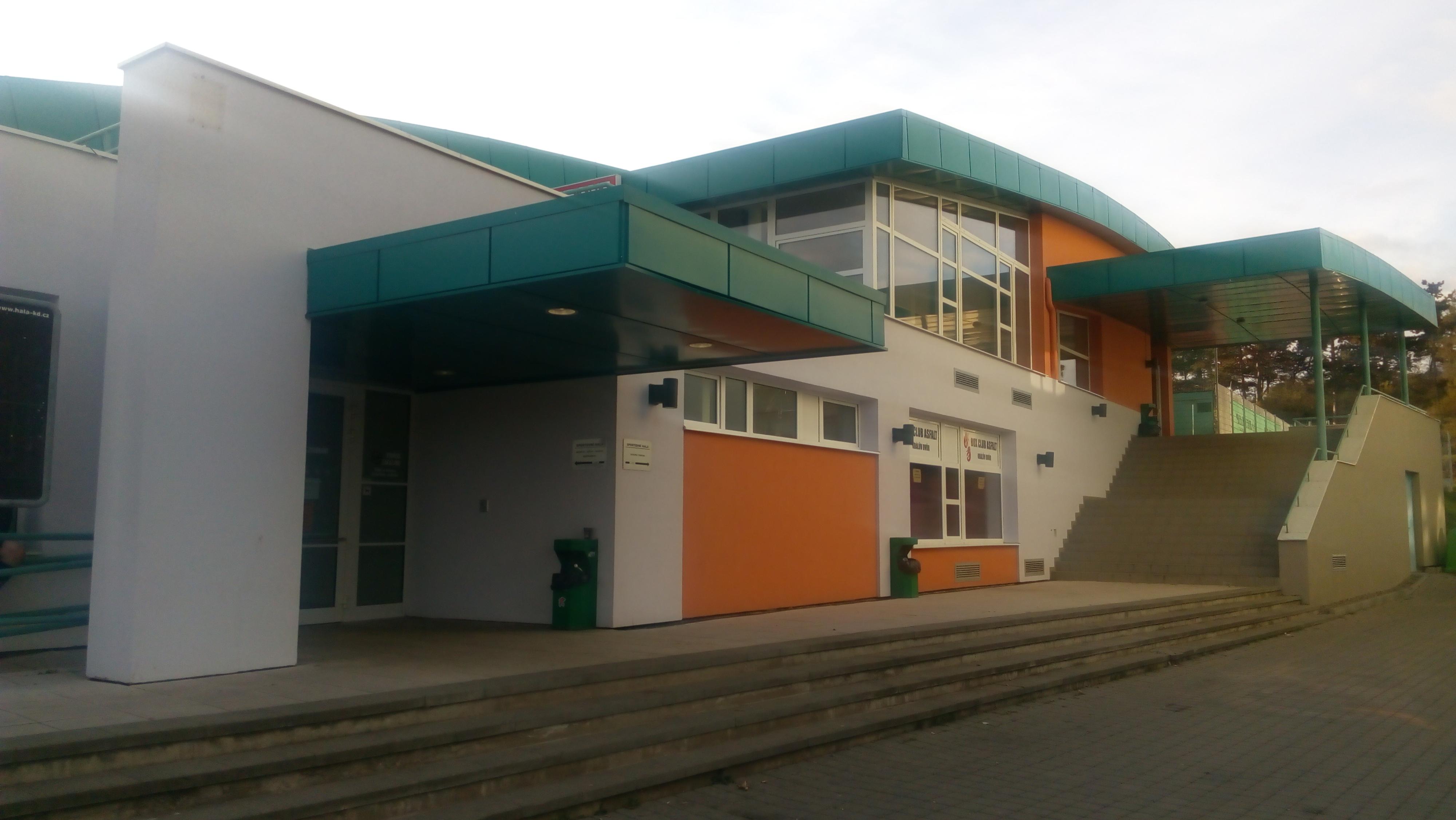 Sportovní hala Králův Dvůr foto 2