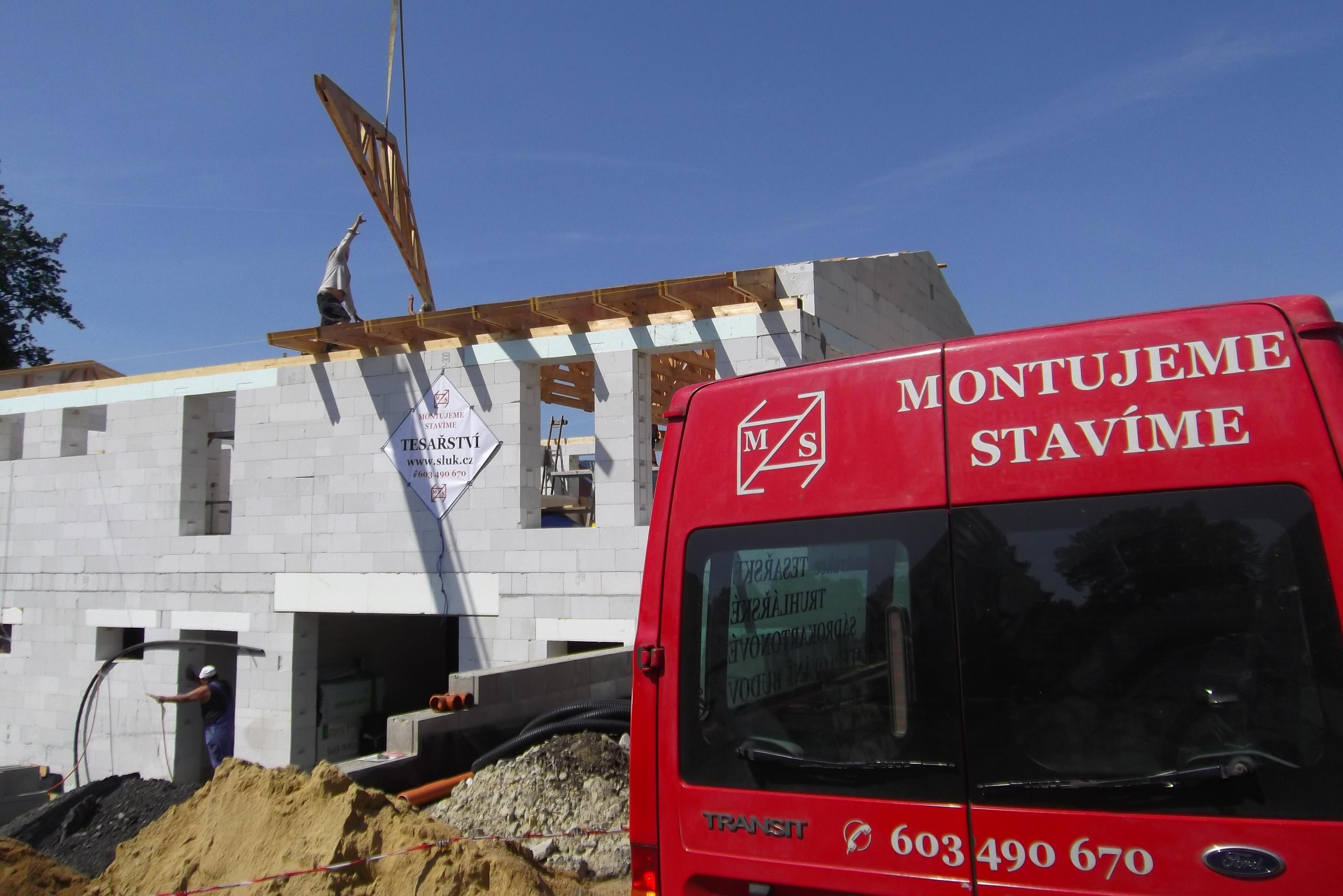 Miroslav Sluk - Montujeme Stavíme