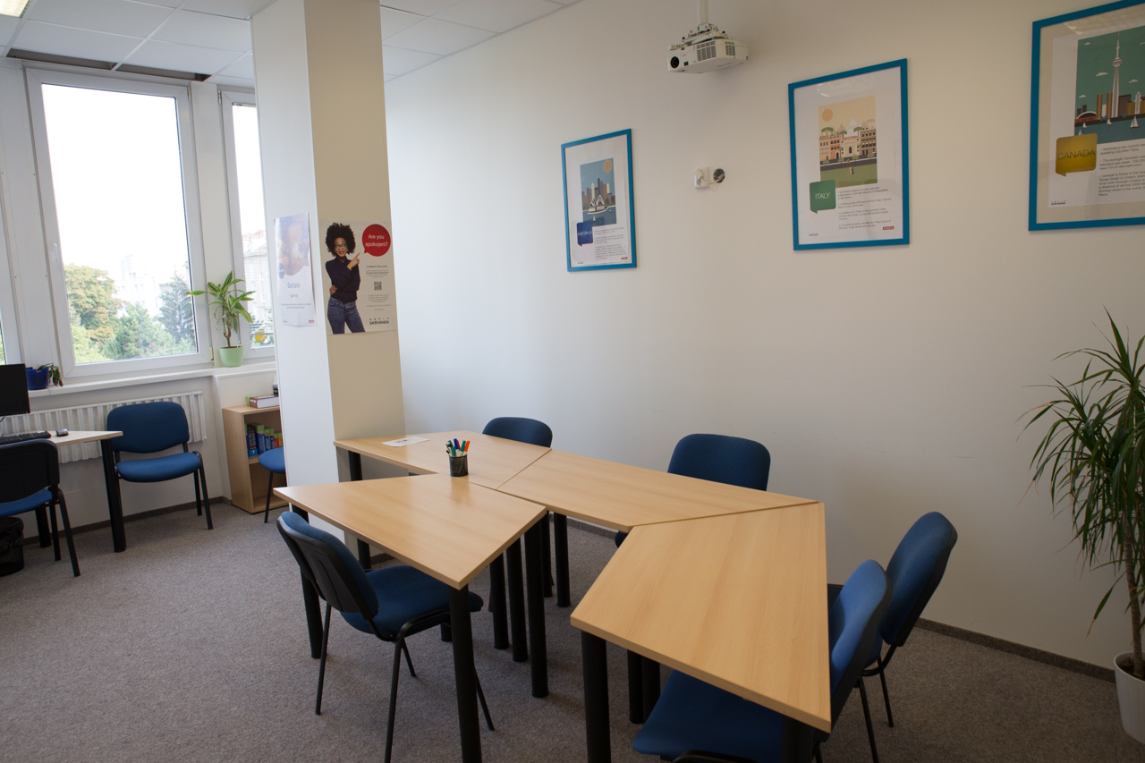 Jazyková škola Skřivánek foto 4