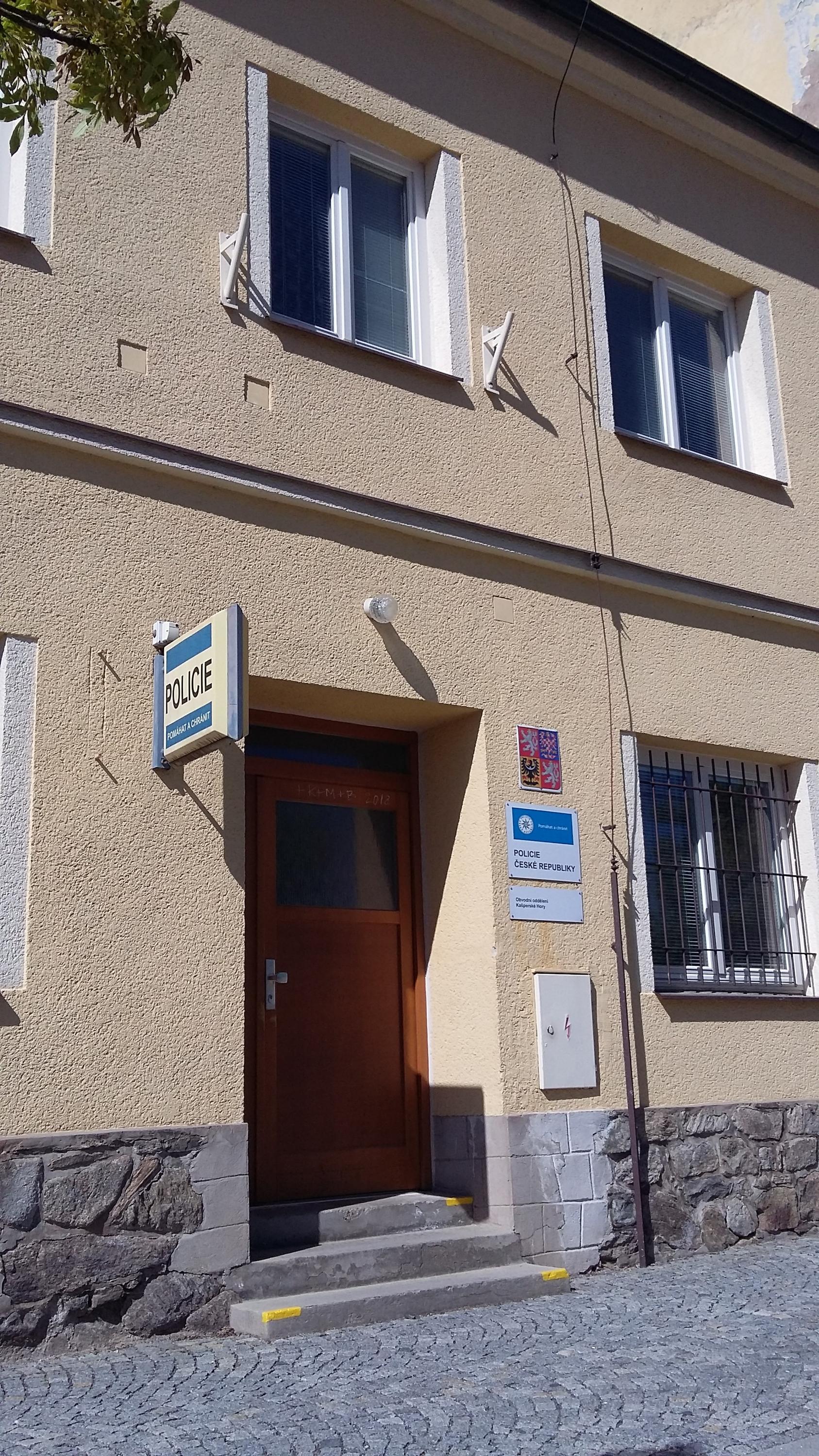 Policie ČR - Obvodní oddělení Kašperské Hory foto 3