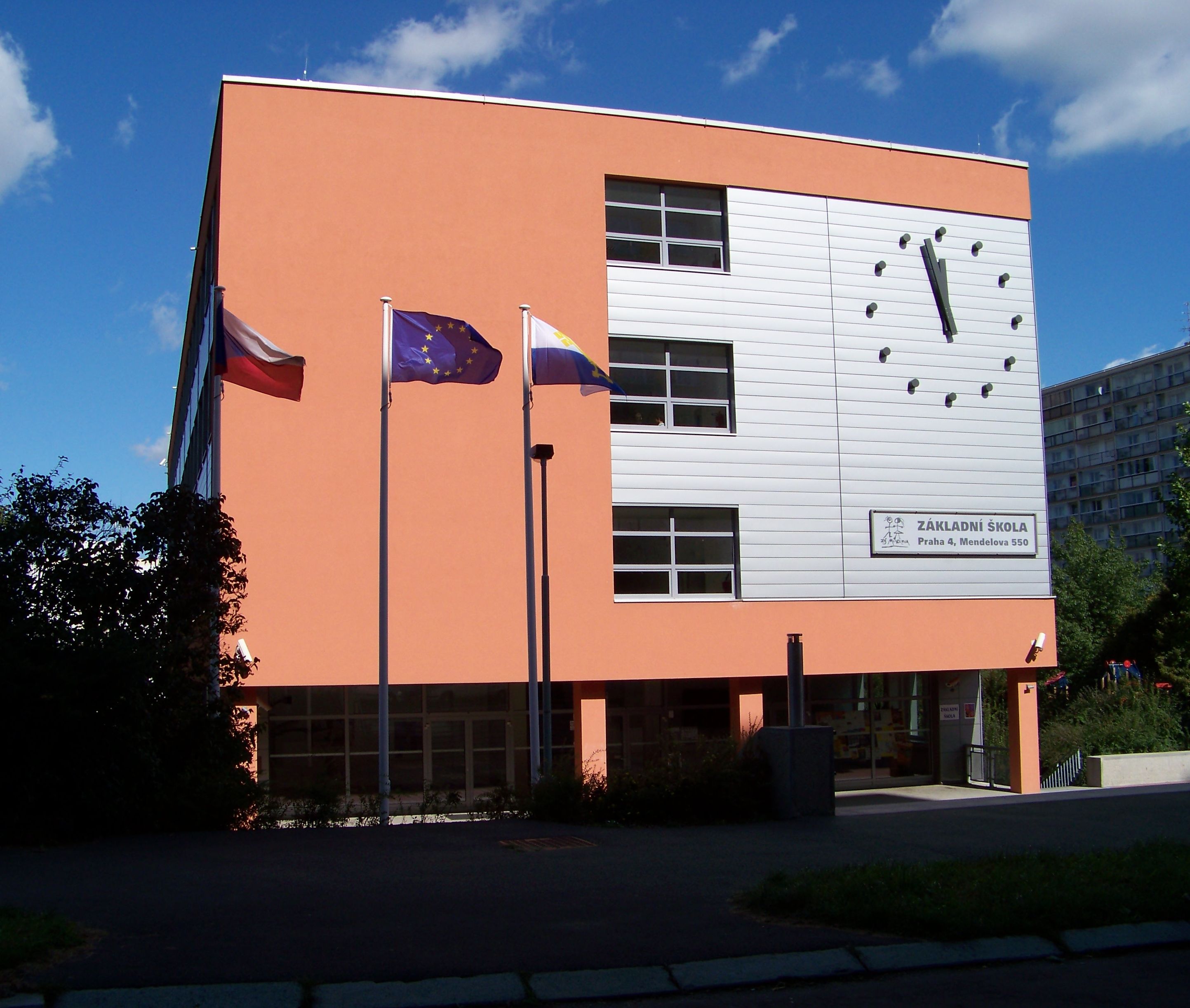 ZŠ Praha 4, Mendelova foto 2