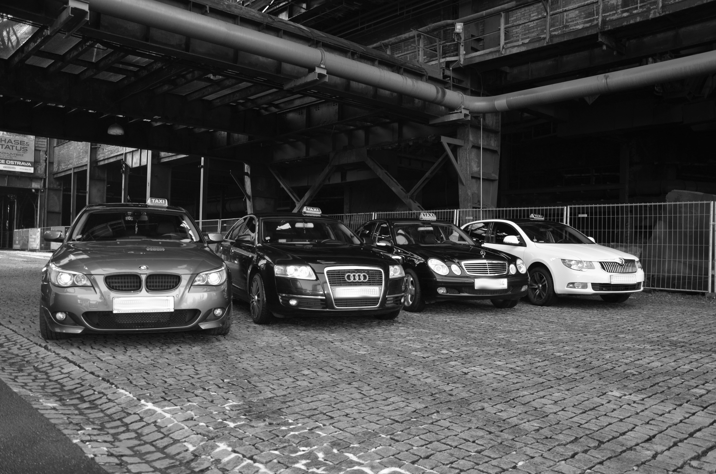 LUX TAXI Ostrava foto 2