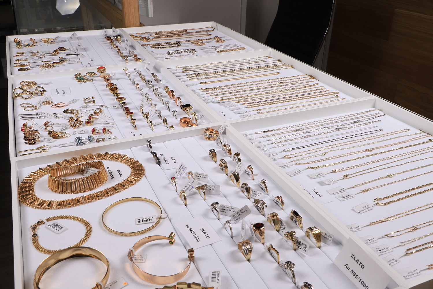 Expres Hotovost foto 3