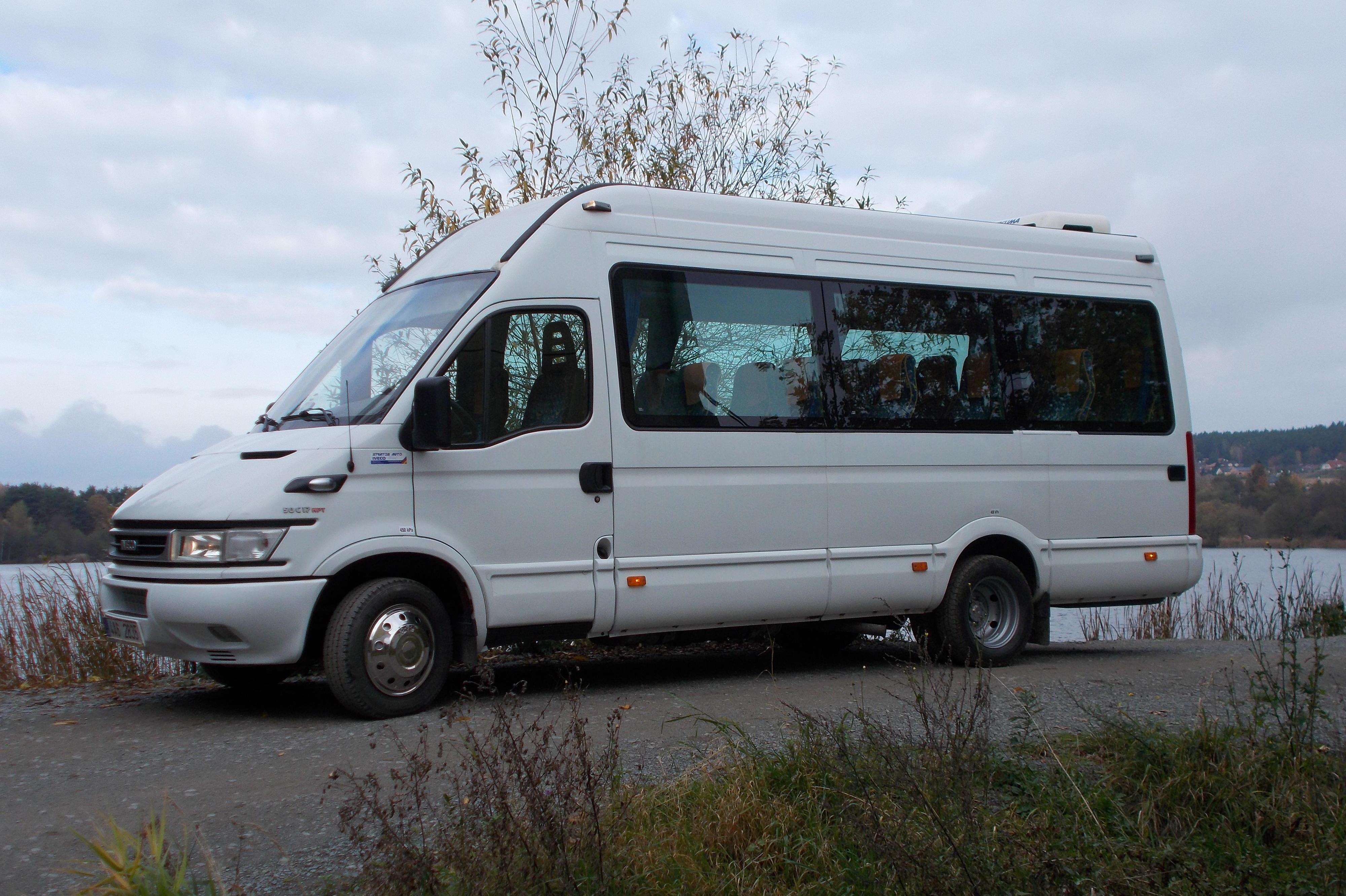 BUS-CZ s.r.o., Autobusová a mikrobusová doprava
