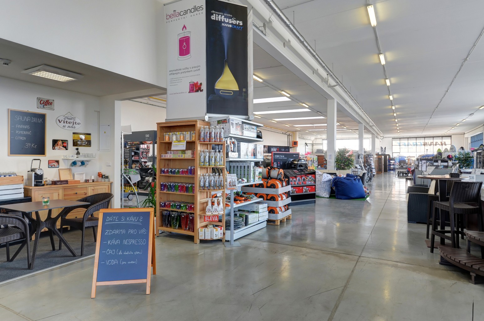 HANSCRAFT s.r.o. - Svět vířivek a saun foto 2