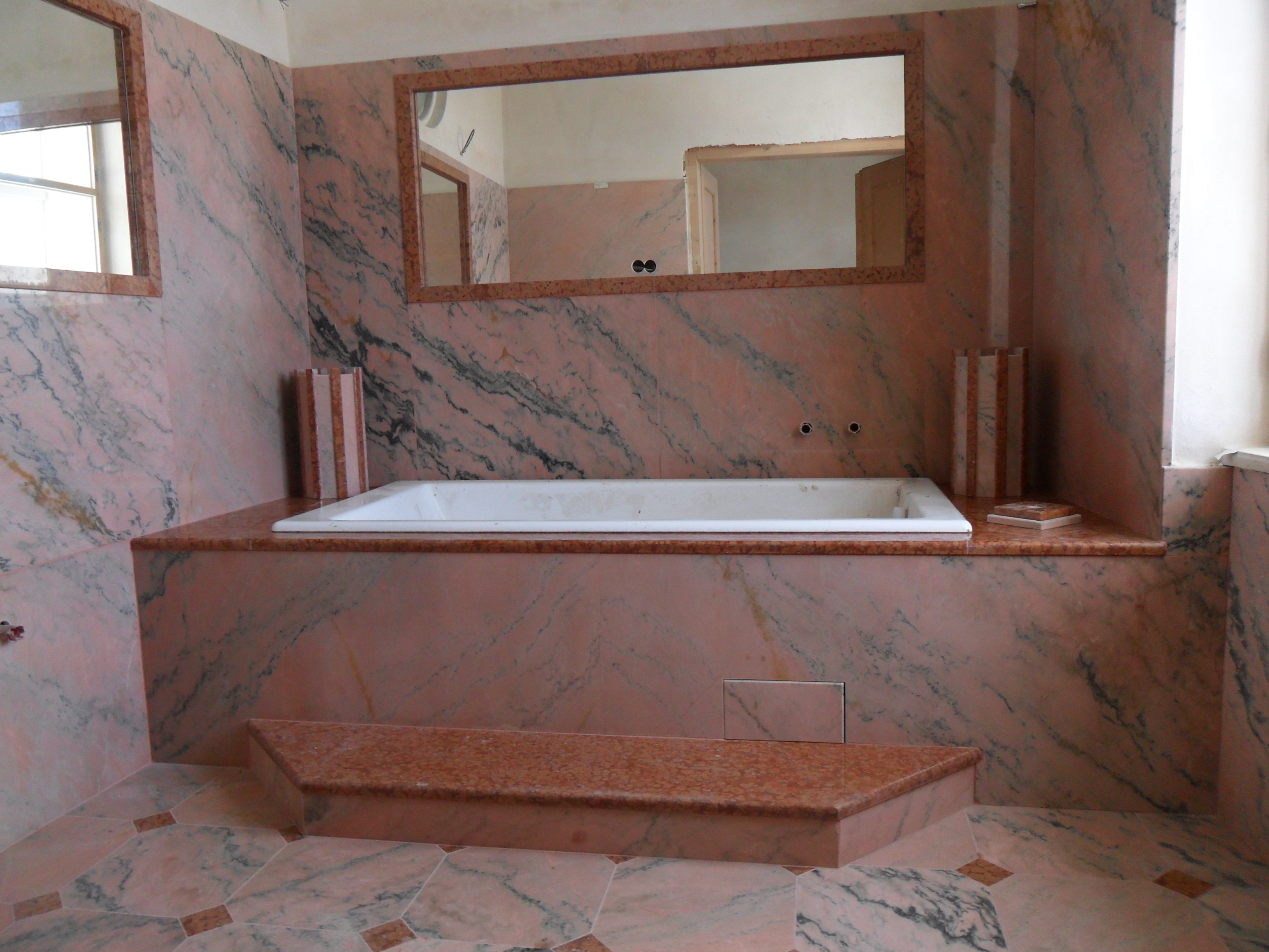 DAHA NEHVIZDY - Zpracování kamene foto 4