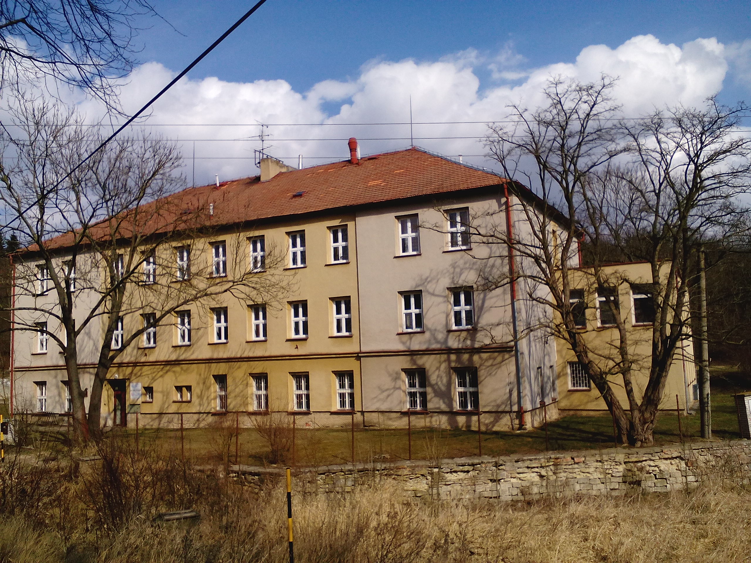 Vyšší odborná škola a Střední odborná škola Roudnice nad Labem - domov mládeže