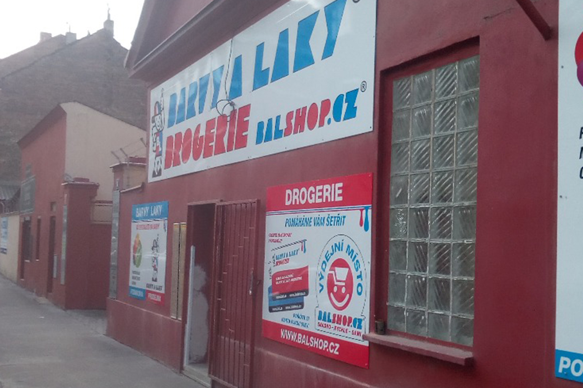 BARVY A LAKY DROGERIE foto 3