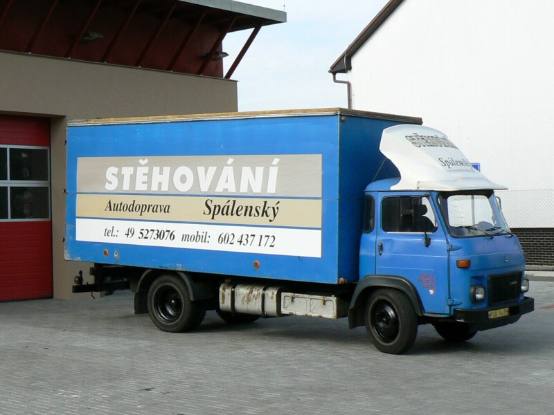 STĚHOVÁNÍ - Spálenský foto 4