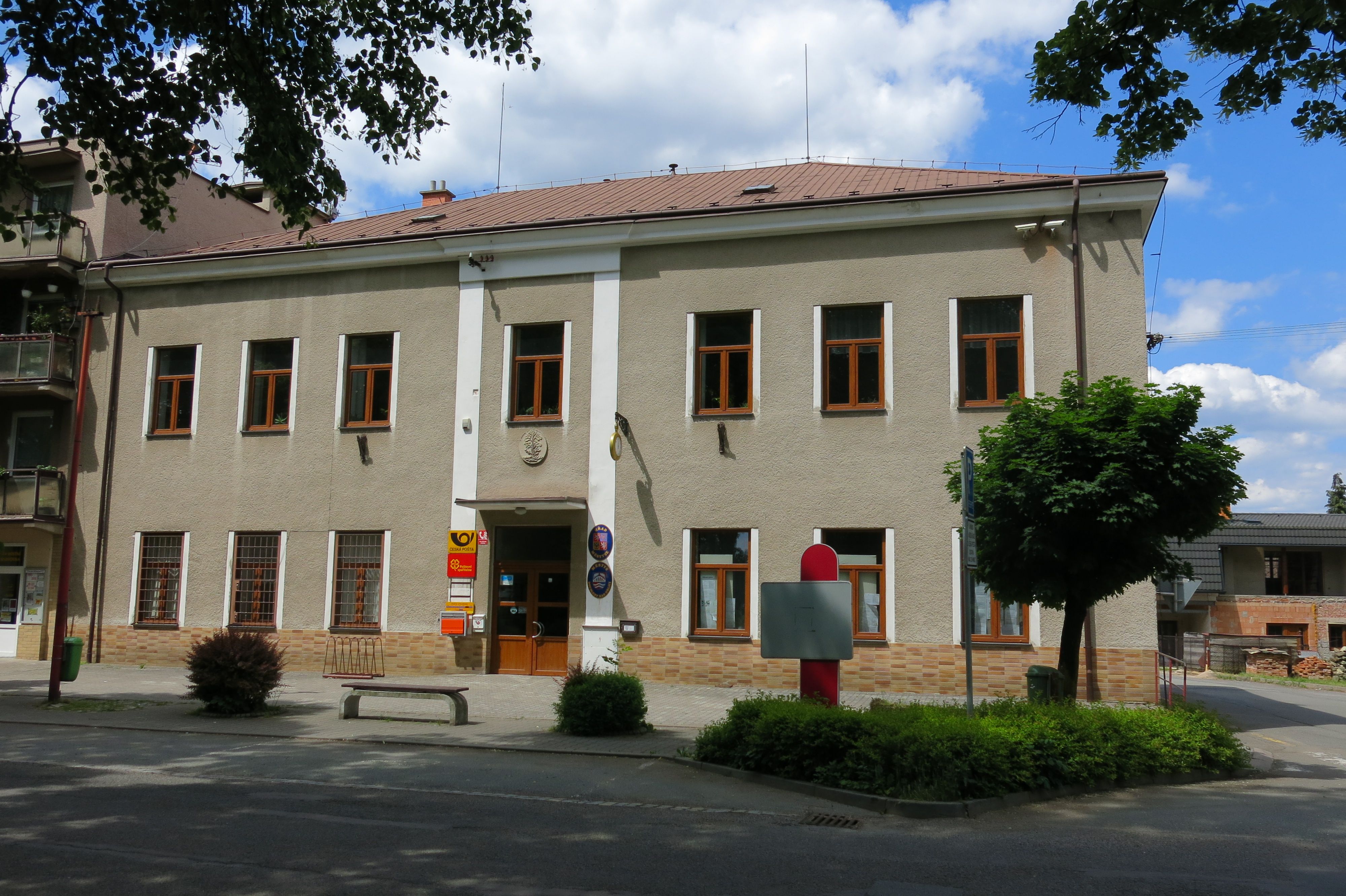 Doudleby nad Orlicí - úřad městyse foto 2