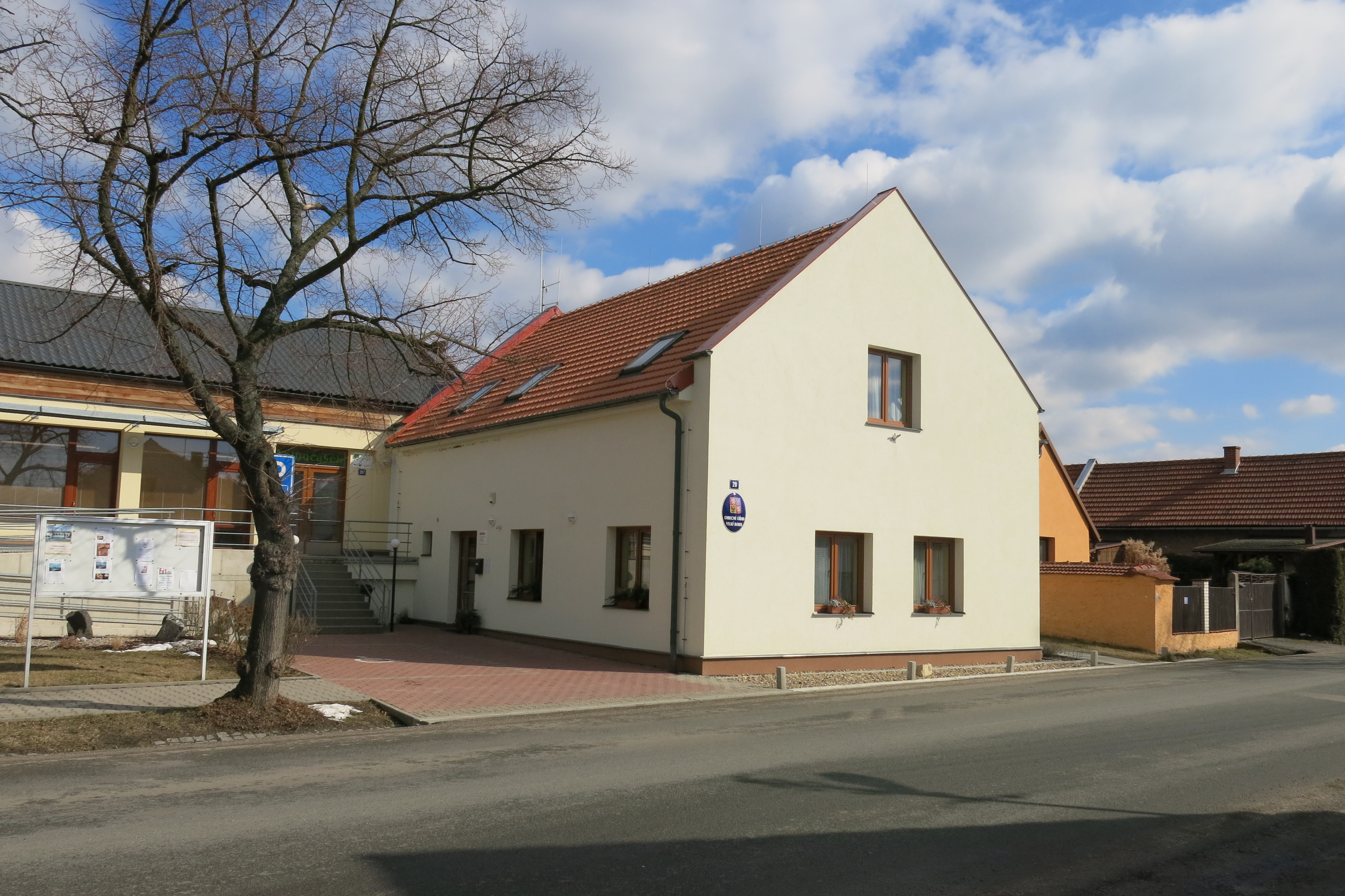 Velký Borek - obecní úřad