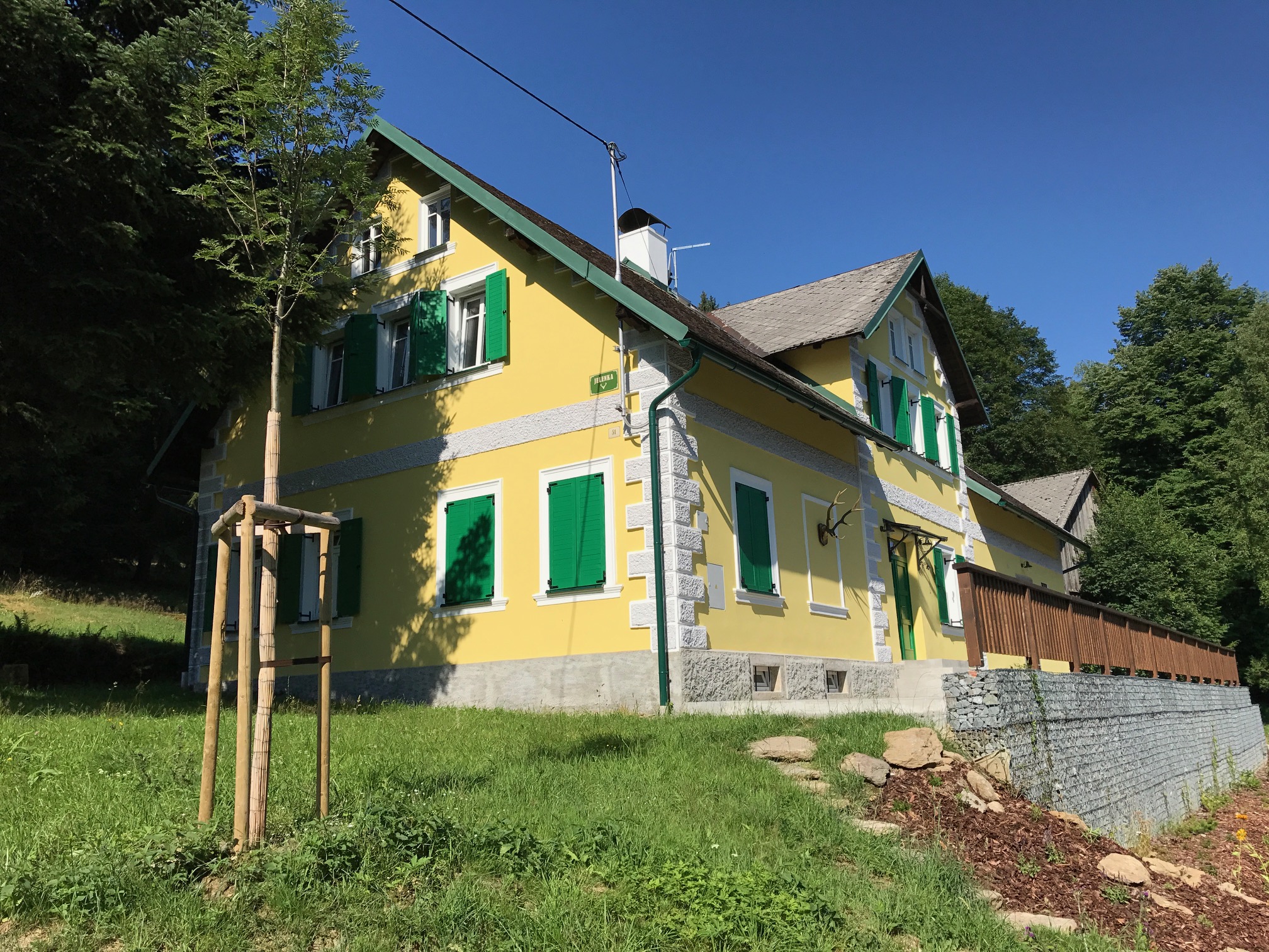 Chalupa JELENKA foto 2