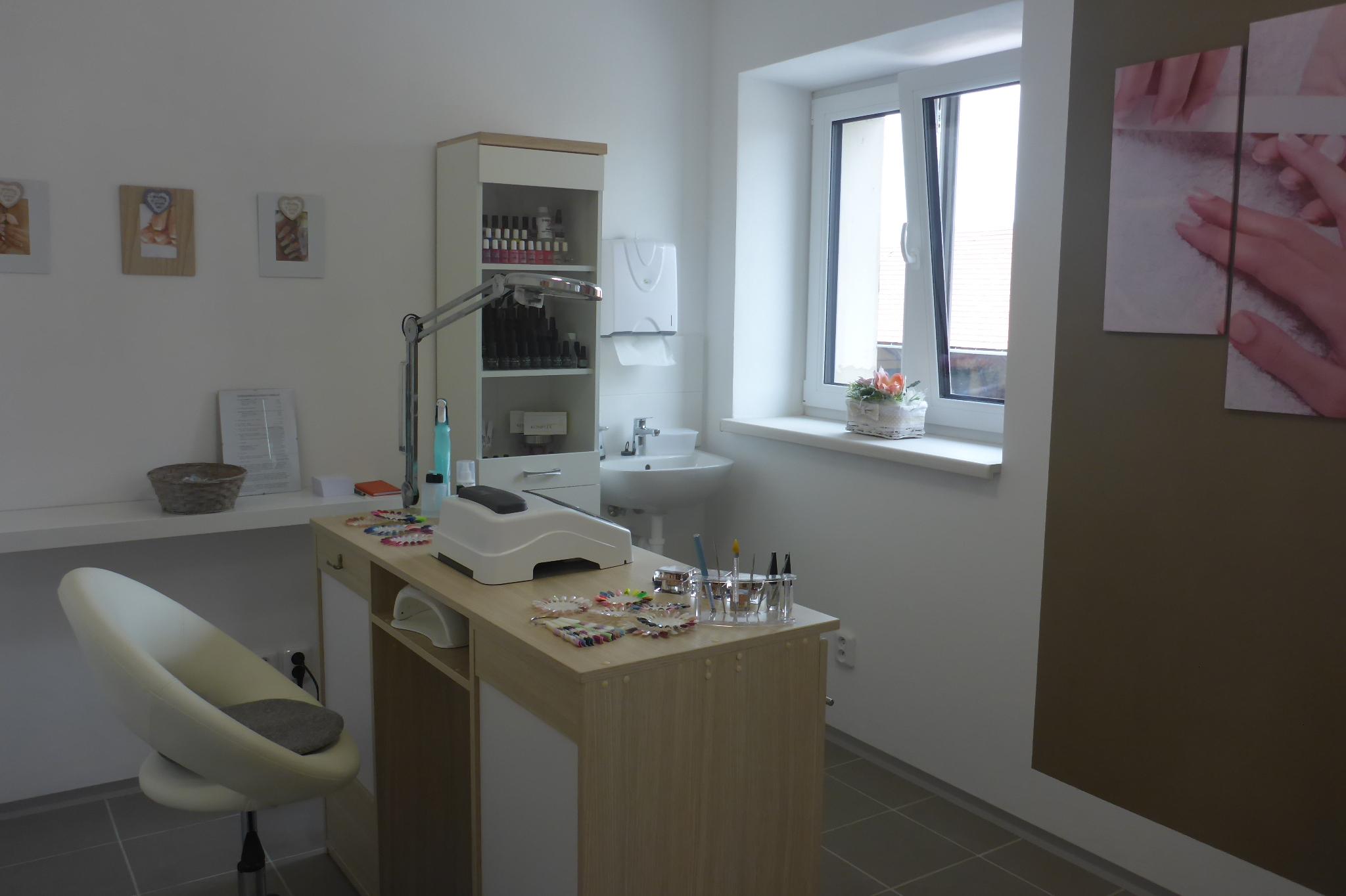 Nehtové studio Bohumila Medlínová