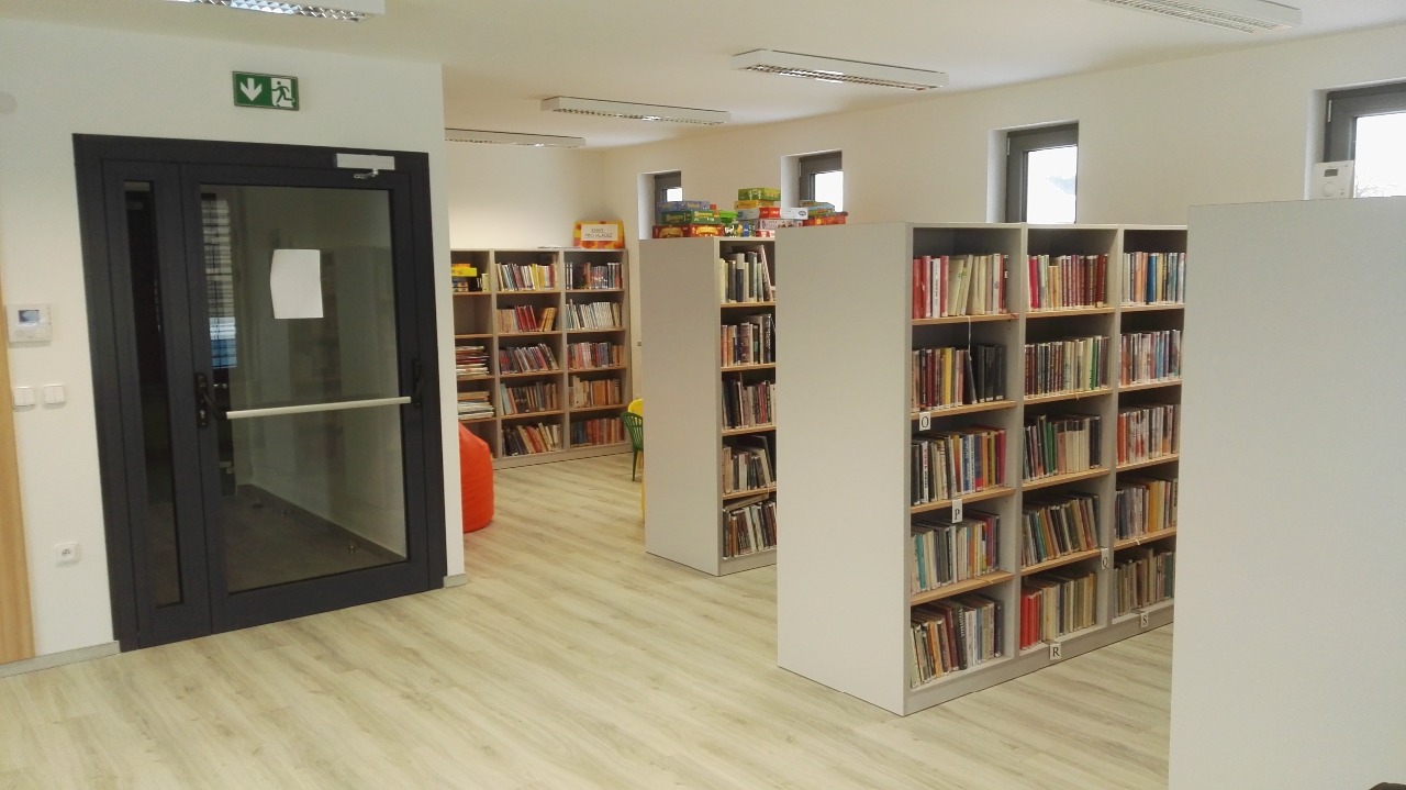 Obecní knihovna Březina