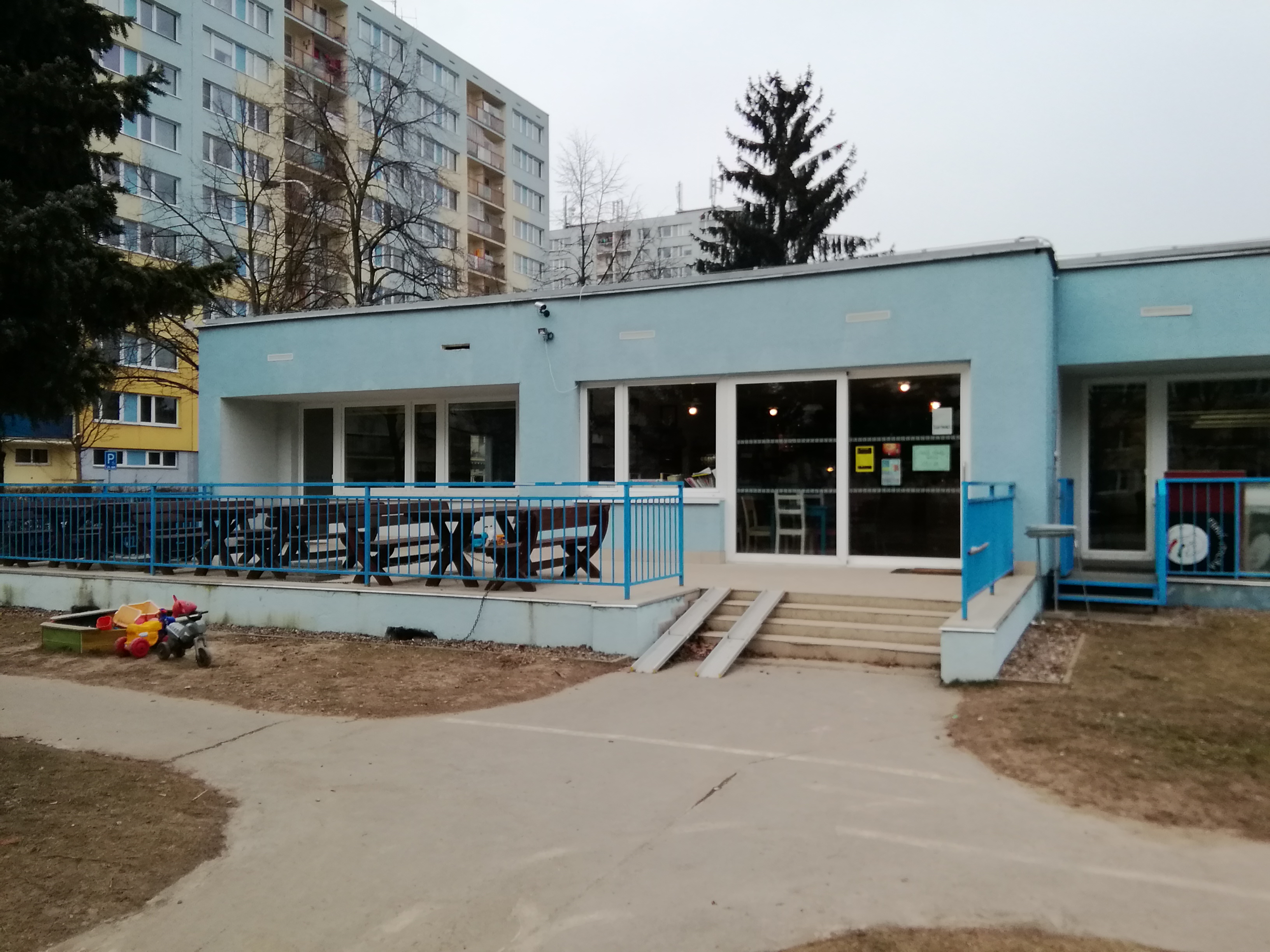 Komunitní centrum MEZI DOMY, z.ú. foto 1