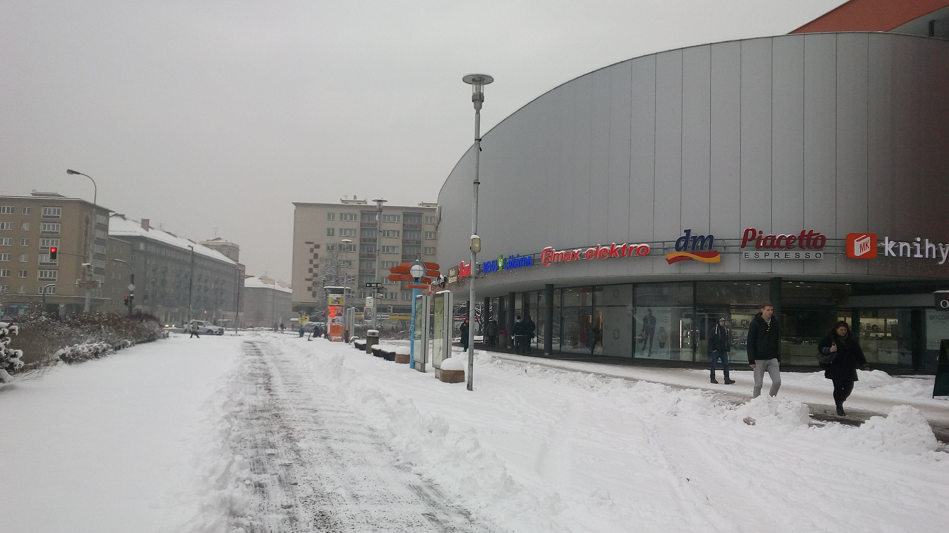 Obchodní centrum Elan foto 5