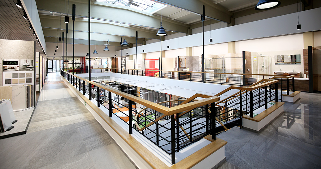 SENESI - koupelny a kuchyně foto 4