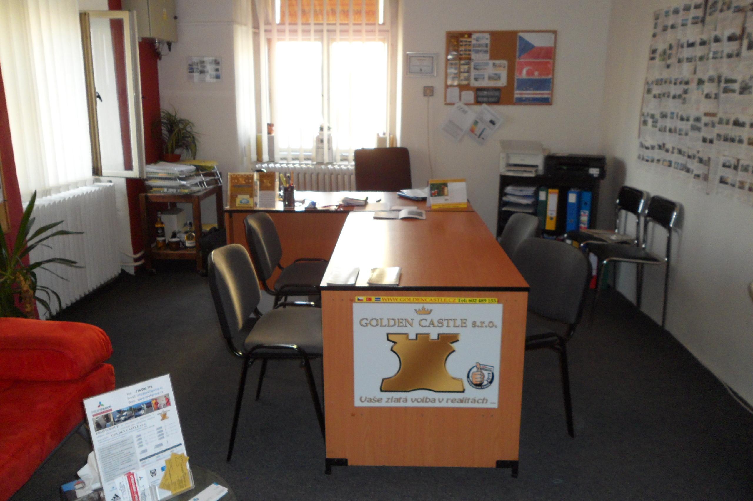 GOLDEN CASTLE s.r.o.