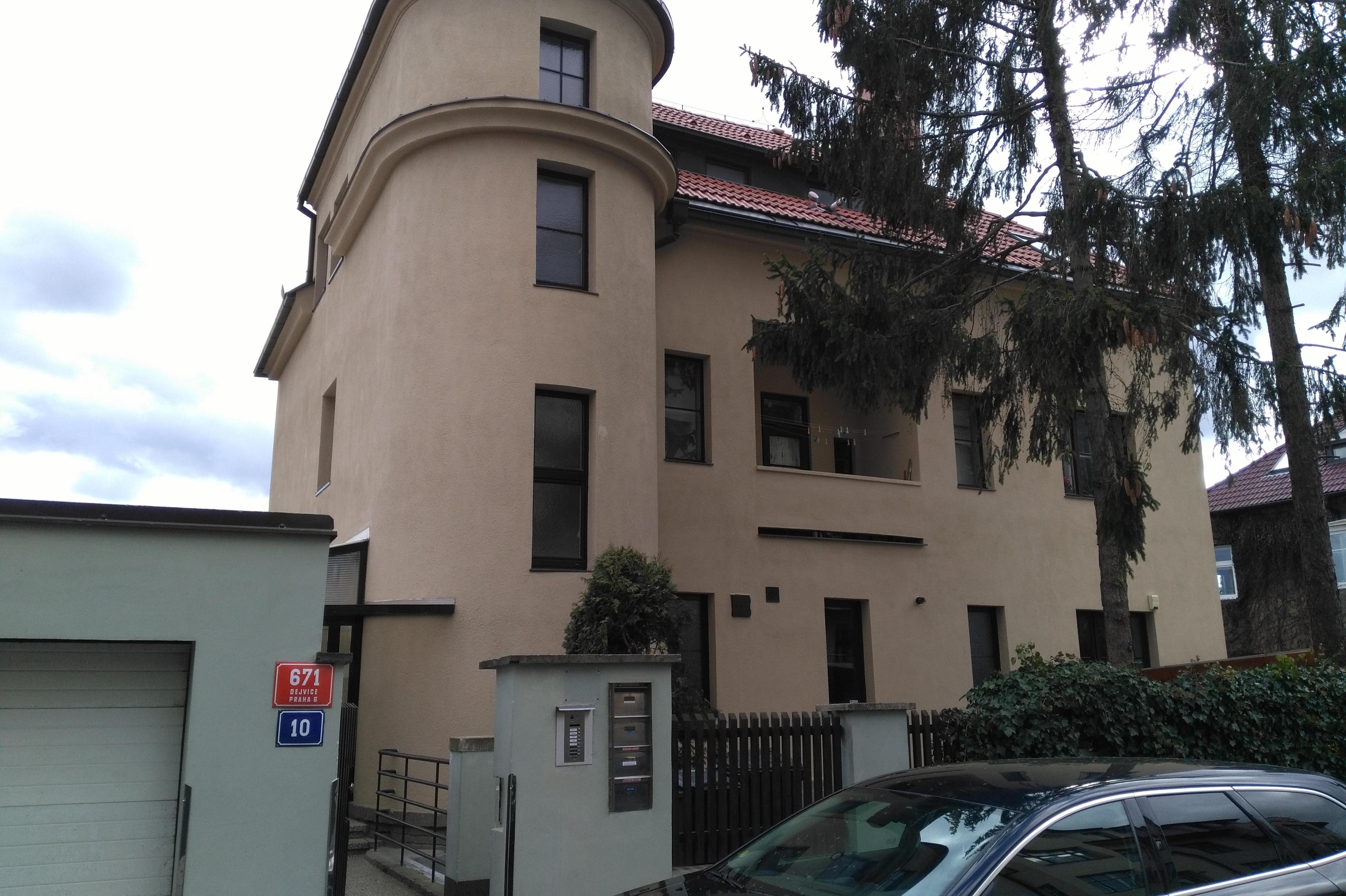 Mgr. Jana Kalistová - soudní exekutorka